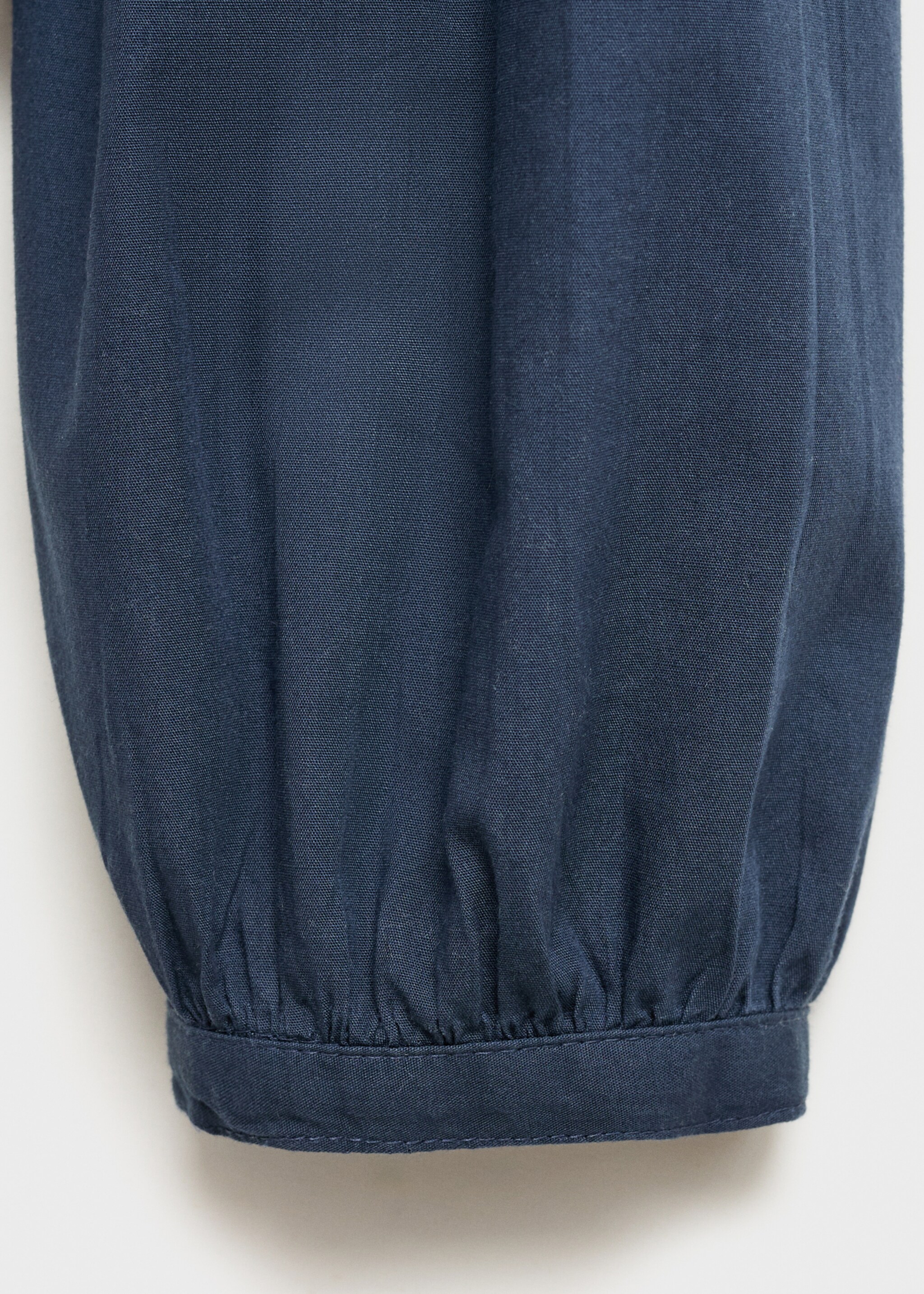 Gesmokte blouse met ruche - Detail van het artikel 0, Donkermarine. Ref: 87031514-00.