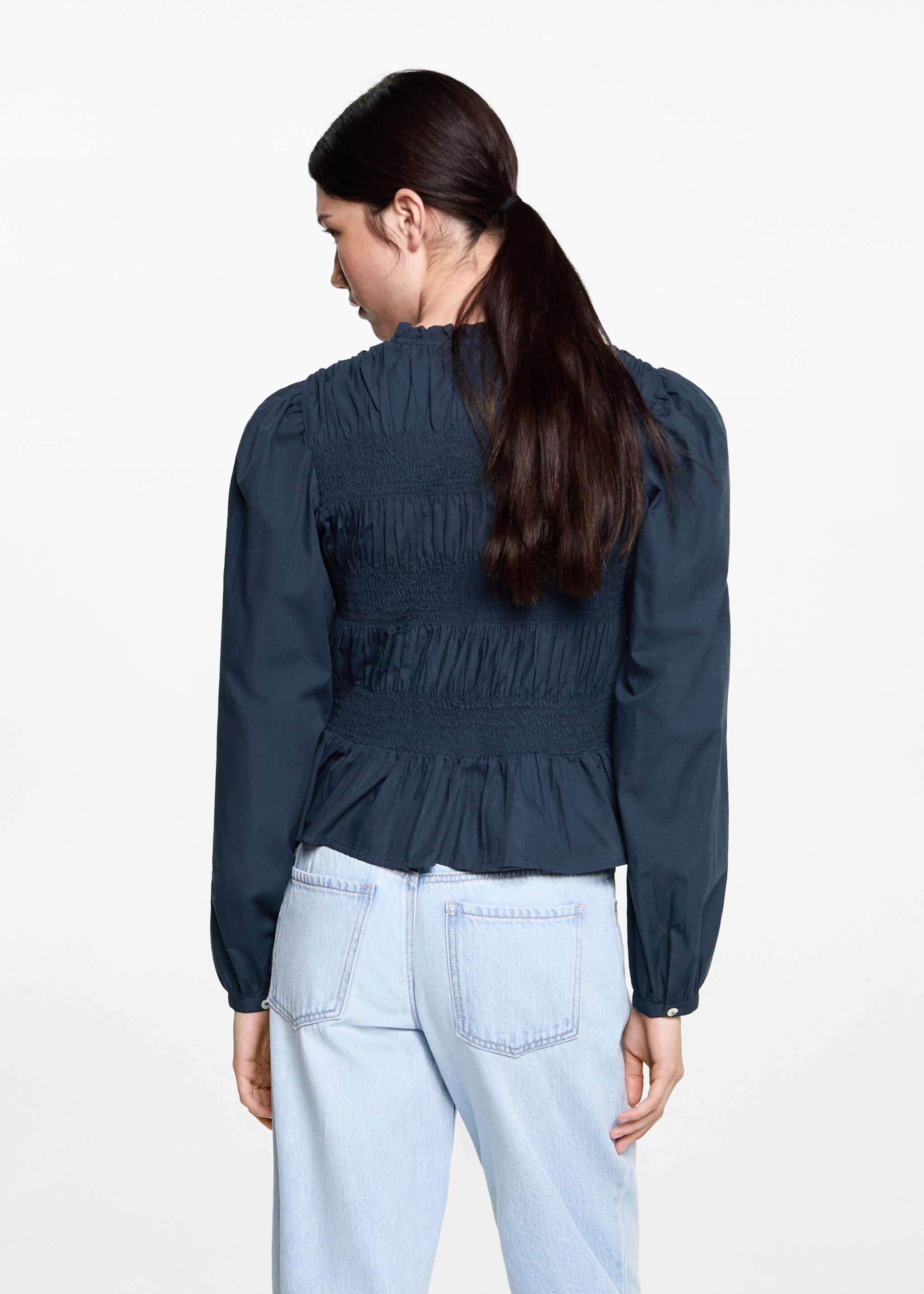 Gesmokte blouse met ruche - Achterkant van het artikel, Donkermarine. Ref: 87031514-00.