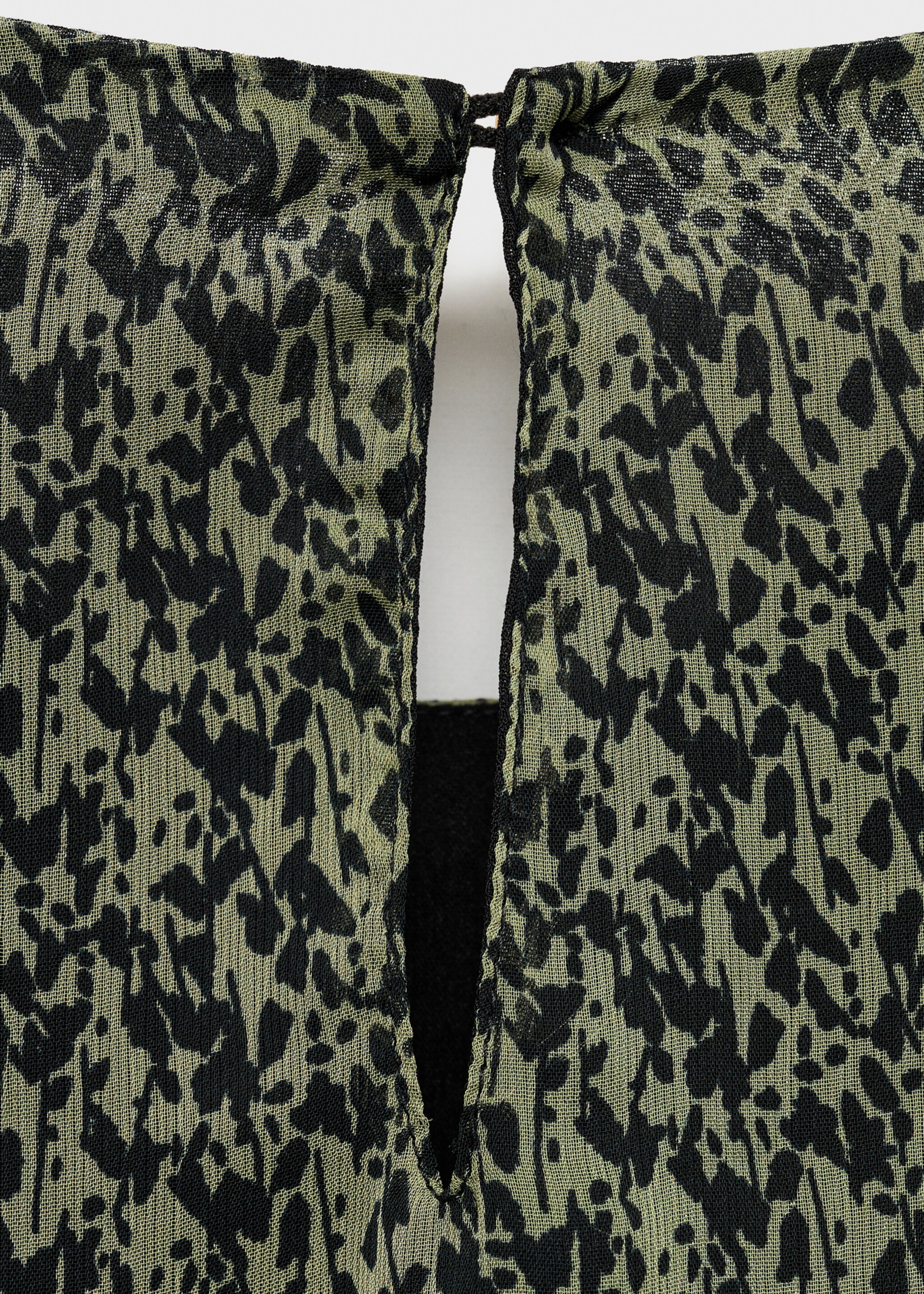 Asymmetrical blouse - Details of the article 0, Black. Ref: 87031515-00.