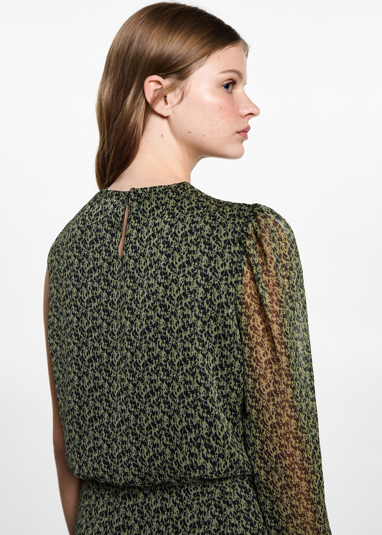 Asymmetrical blouse - Reverse of the article