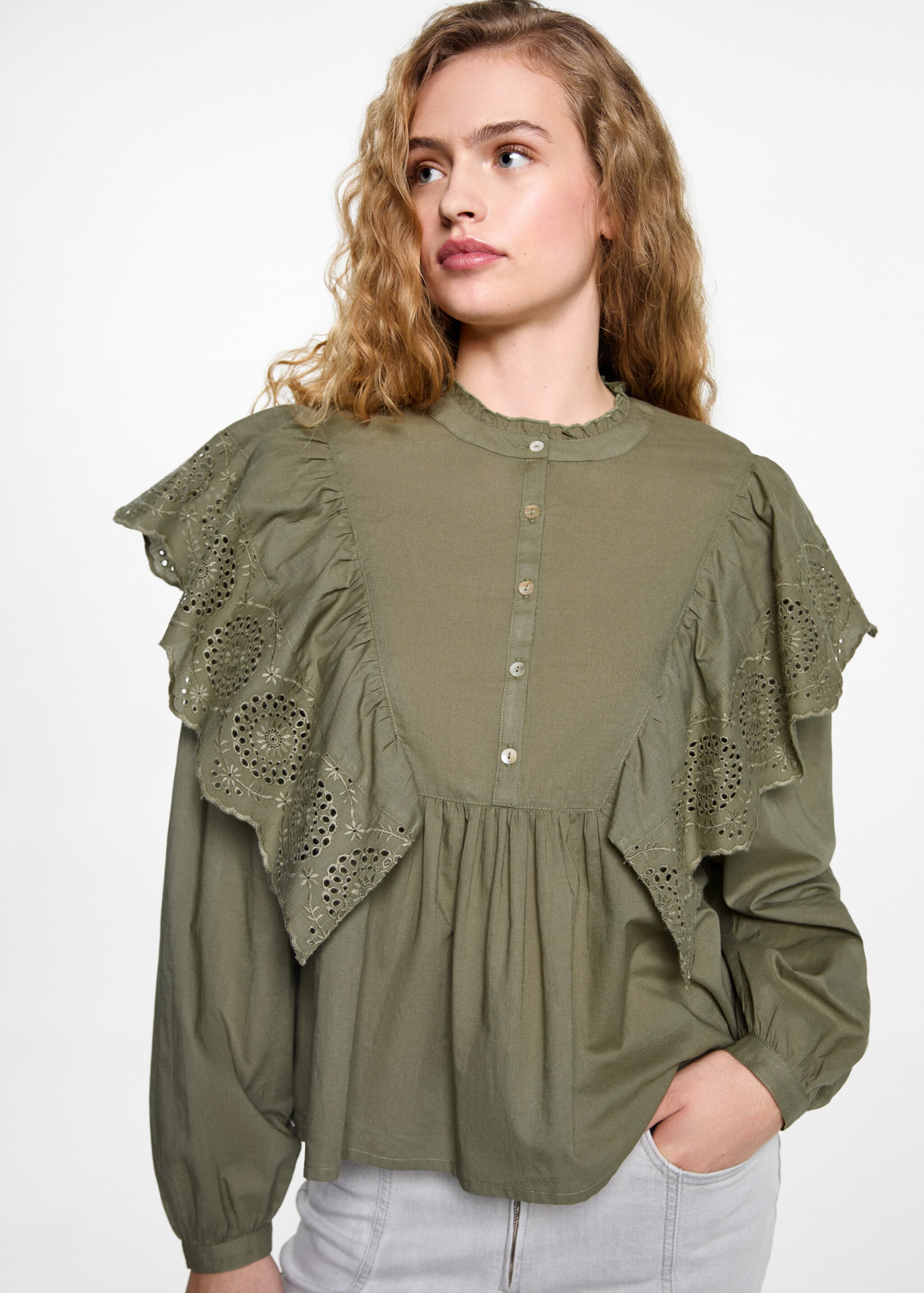 Ruffled blouse - Medium plane, Khaki. Ref: 87031519-00.