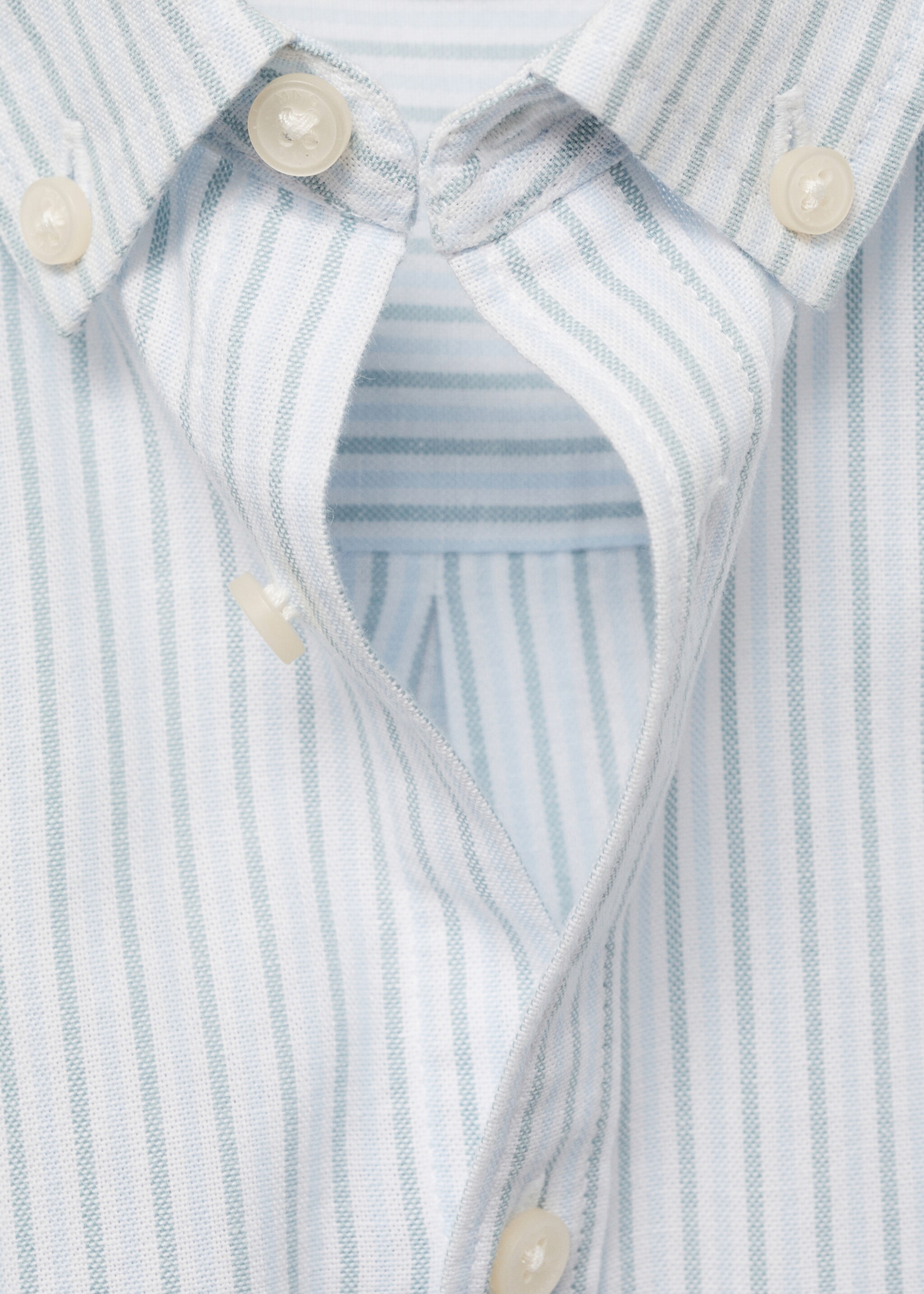 100% cotton Oxford striped shirt - Details of the article 8, Aqua Green. Ref: 87032535-00.