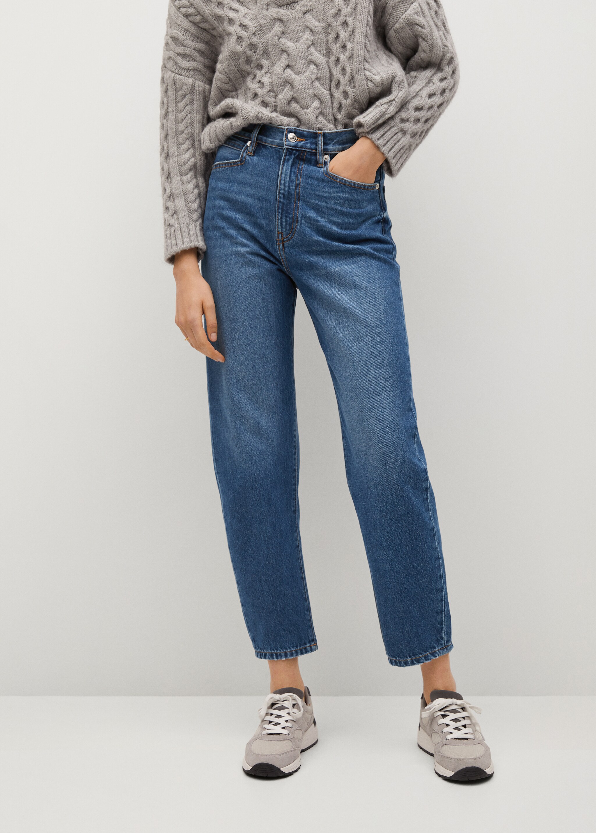 Jeans Balloon tiro alto - Plano medio