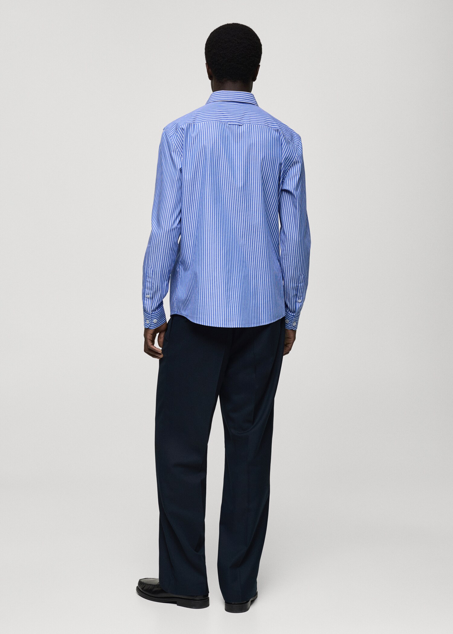 100% cotton regular-fit striped shirt - Reverse of the article