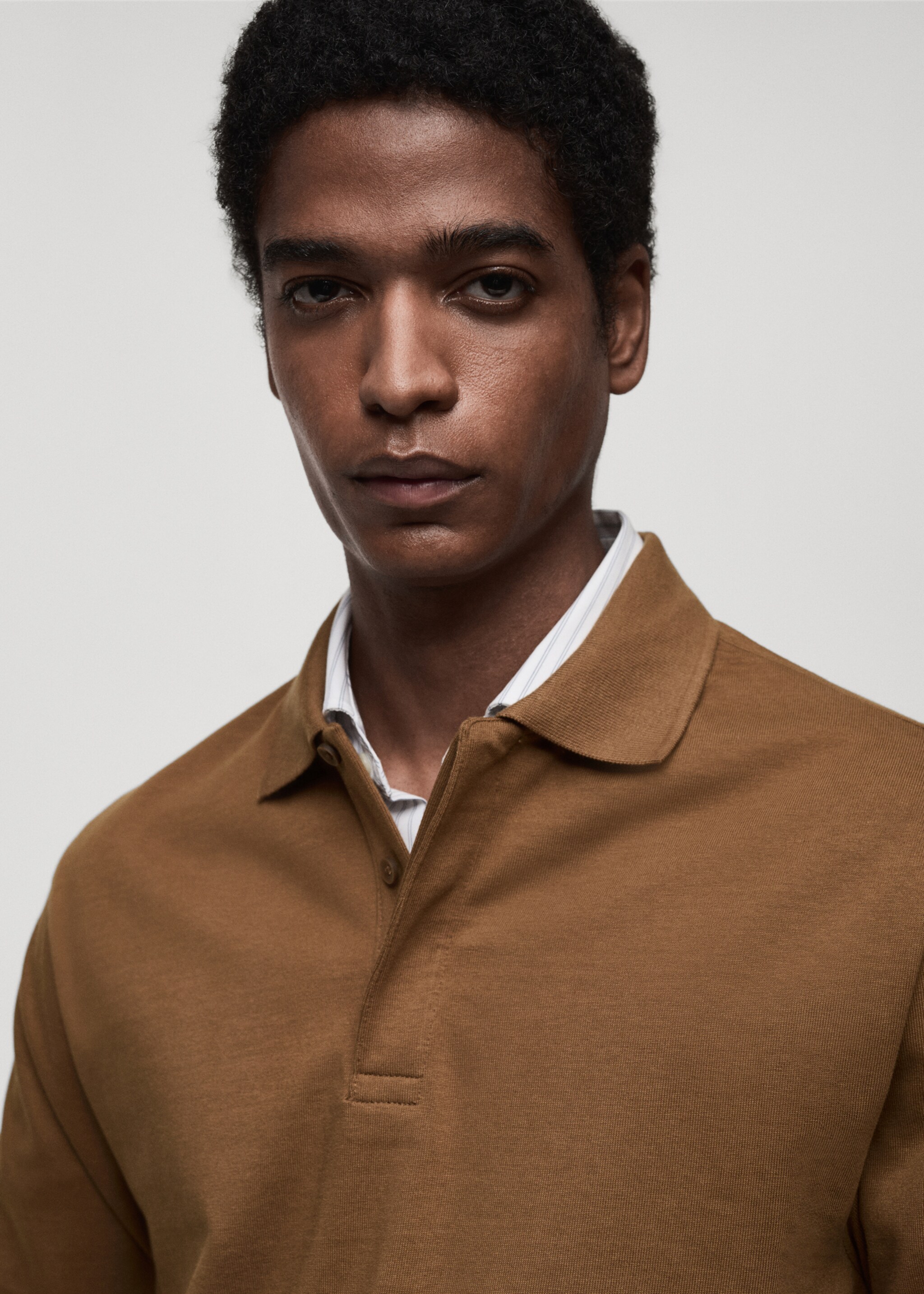100% cotton polo sweatshirt - Details of the article 1, Medium Brown. Ref: 87032892-00.