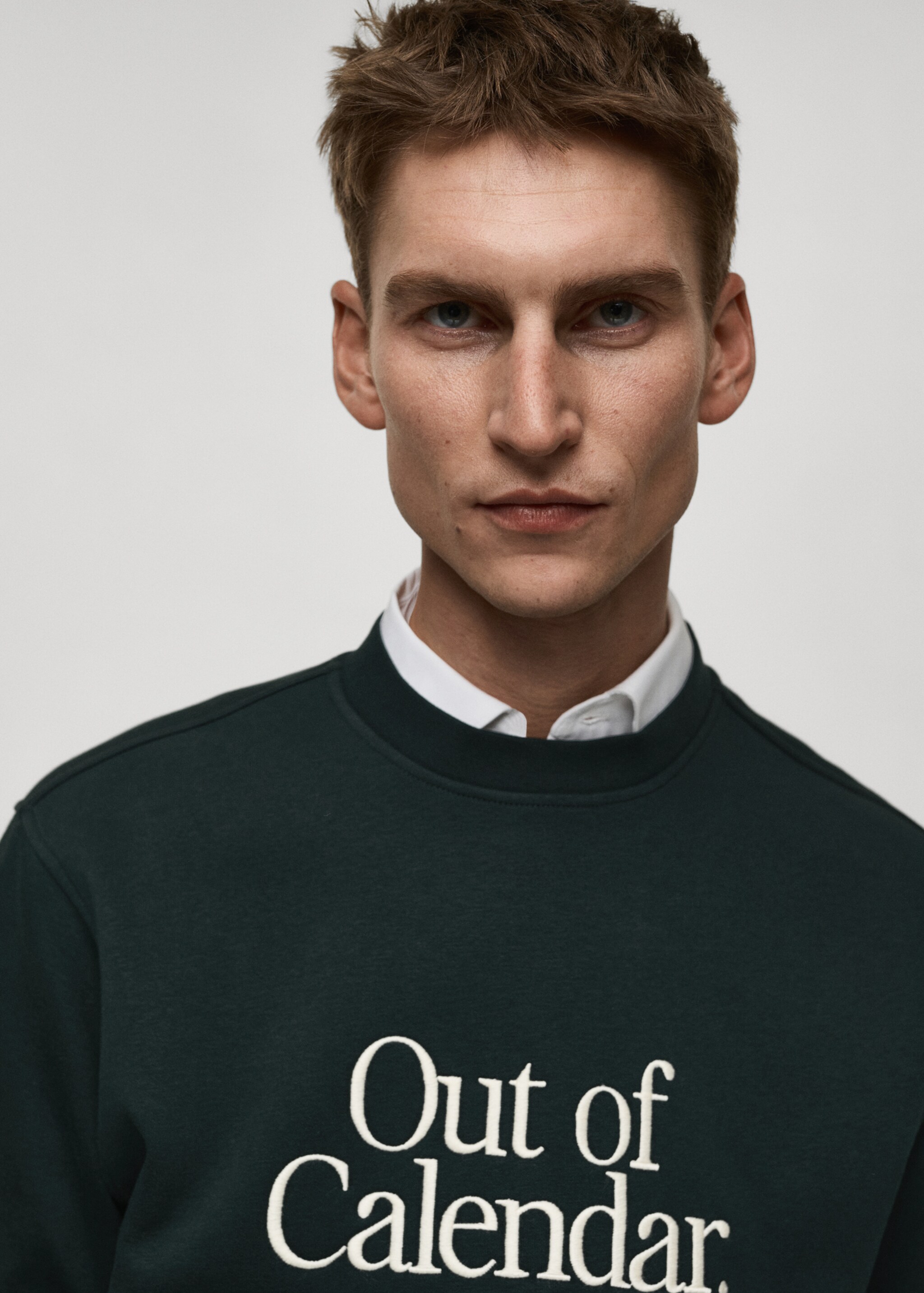 Sweat-shirt coton message brodé - Détail de l'article 1, Vert. Ref: 87032893-00.