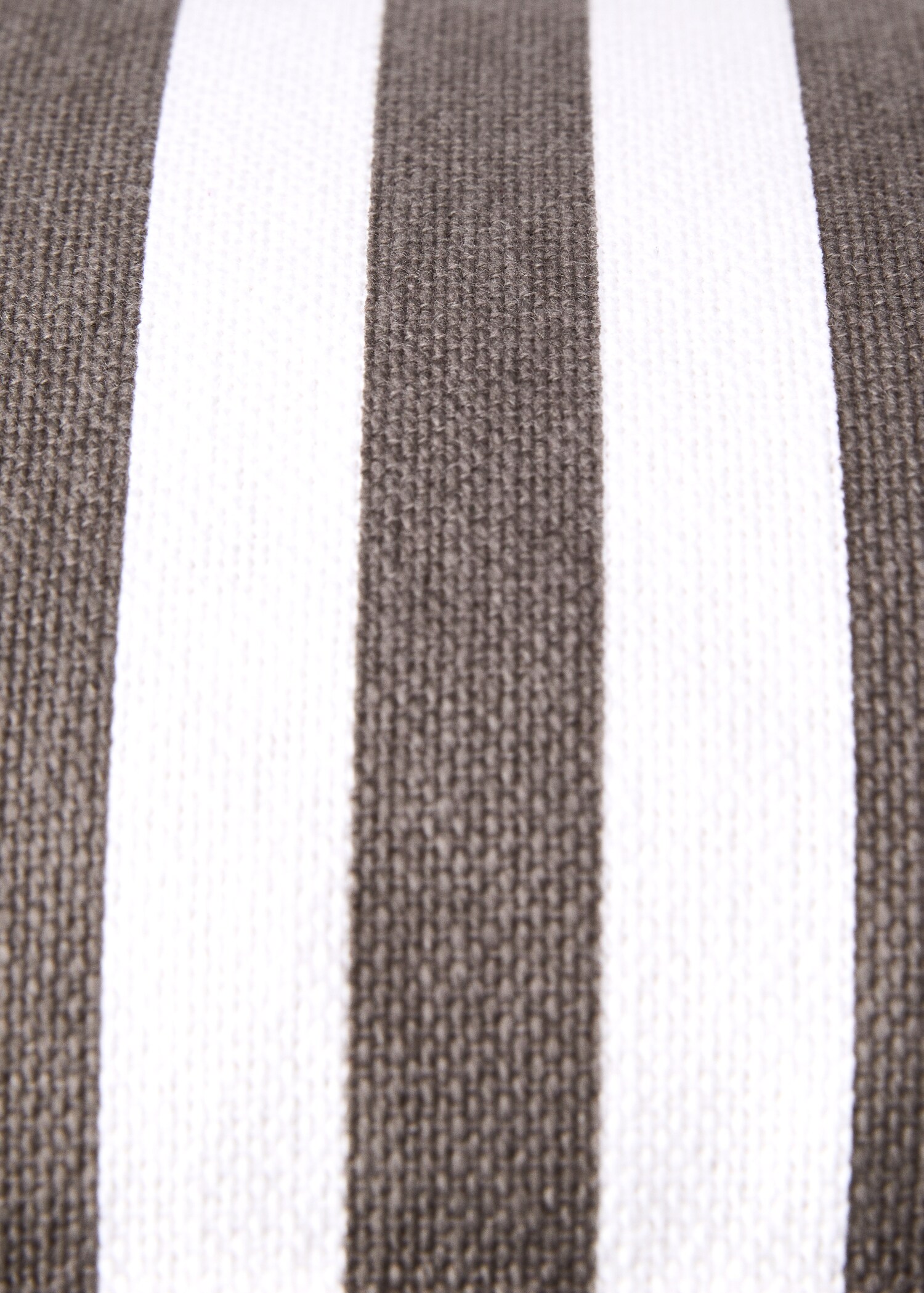 Stripe-print cushion cover 30x50 cm - Details of the article 2