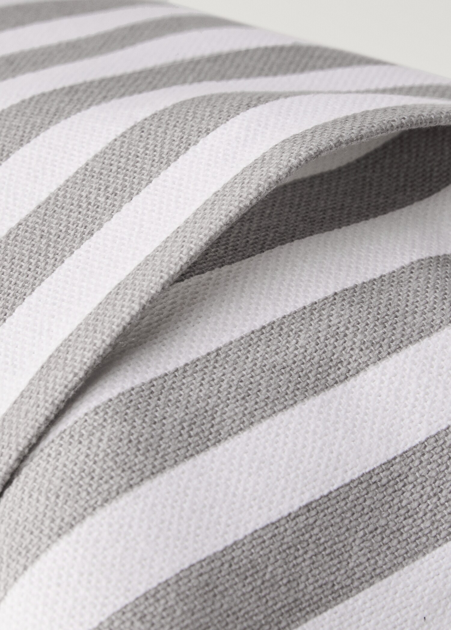 Stripe-print cushion cover 30x50 cm - Details of the article 1