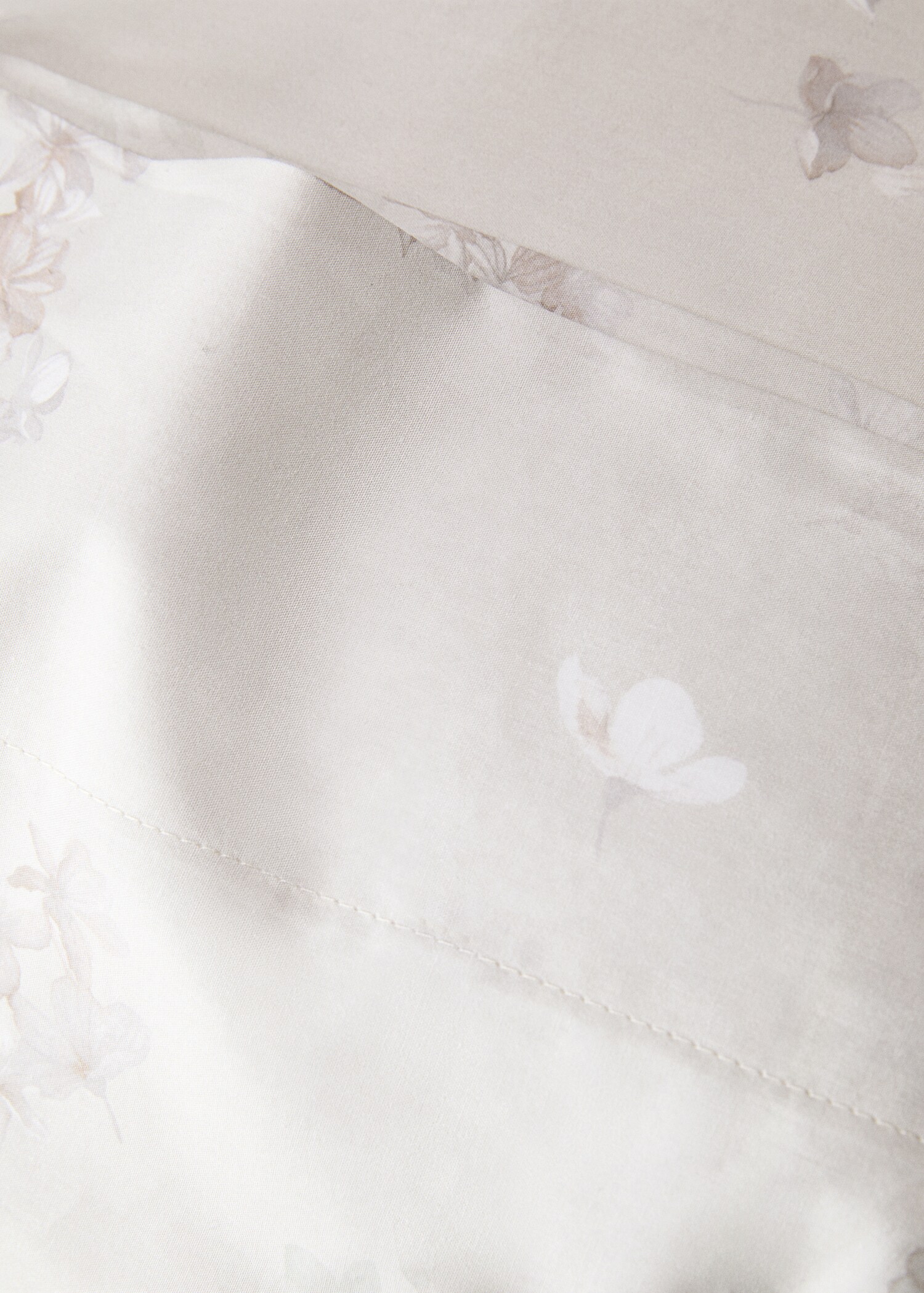 Povlak na polštář z bavlněného perkálu s romantickým květinovým potiskem 45 x 110 cm - Detail zboží 1