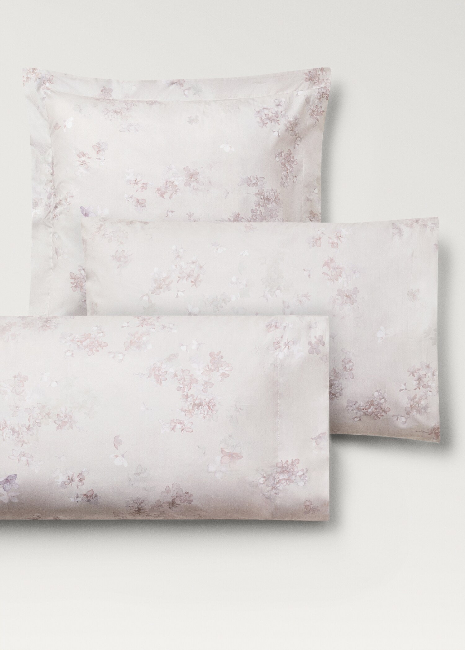 Two cotton percale romantic floral-print pillowcases 50x75 cm - Details of the article 4