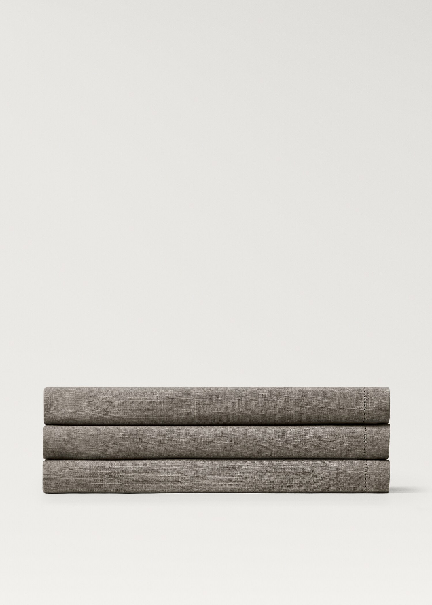 Cotton vanilla tablecloth for 2 to 4 diners - Article without model