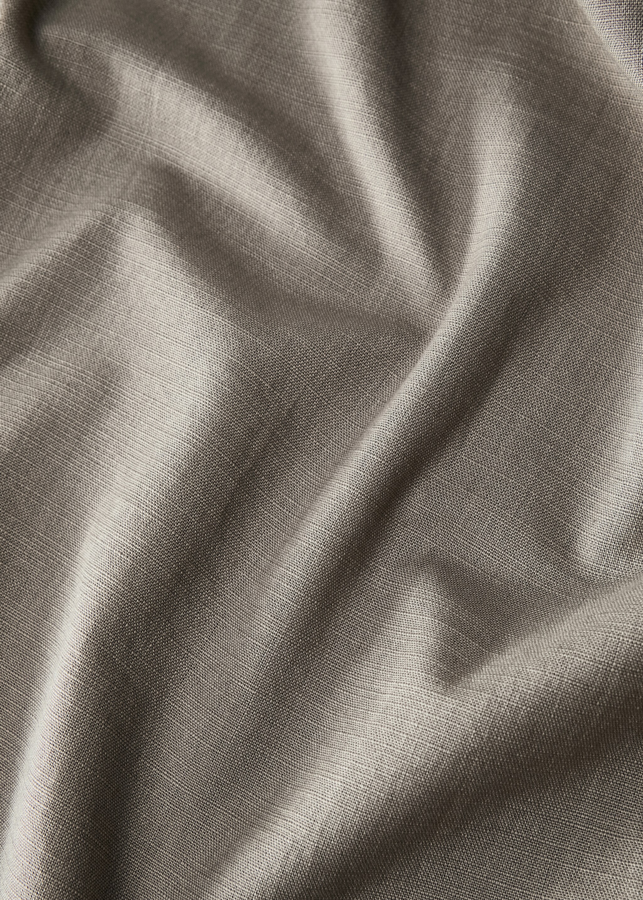 Cotton vanilla tablecloth for 2 to 4 diners - Details of the article 2, Medium Grey. Ref: 87032964-00.