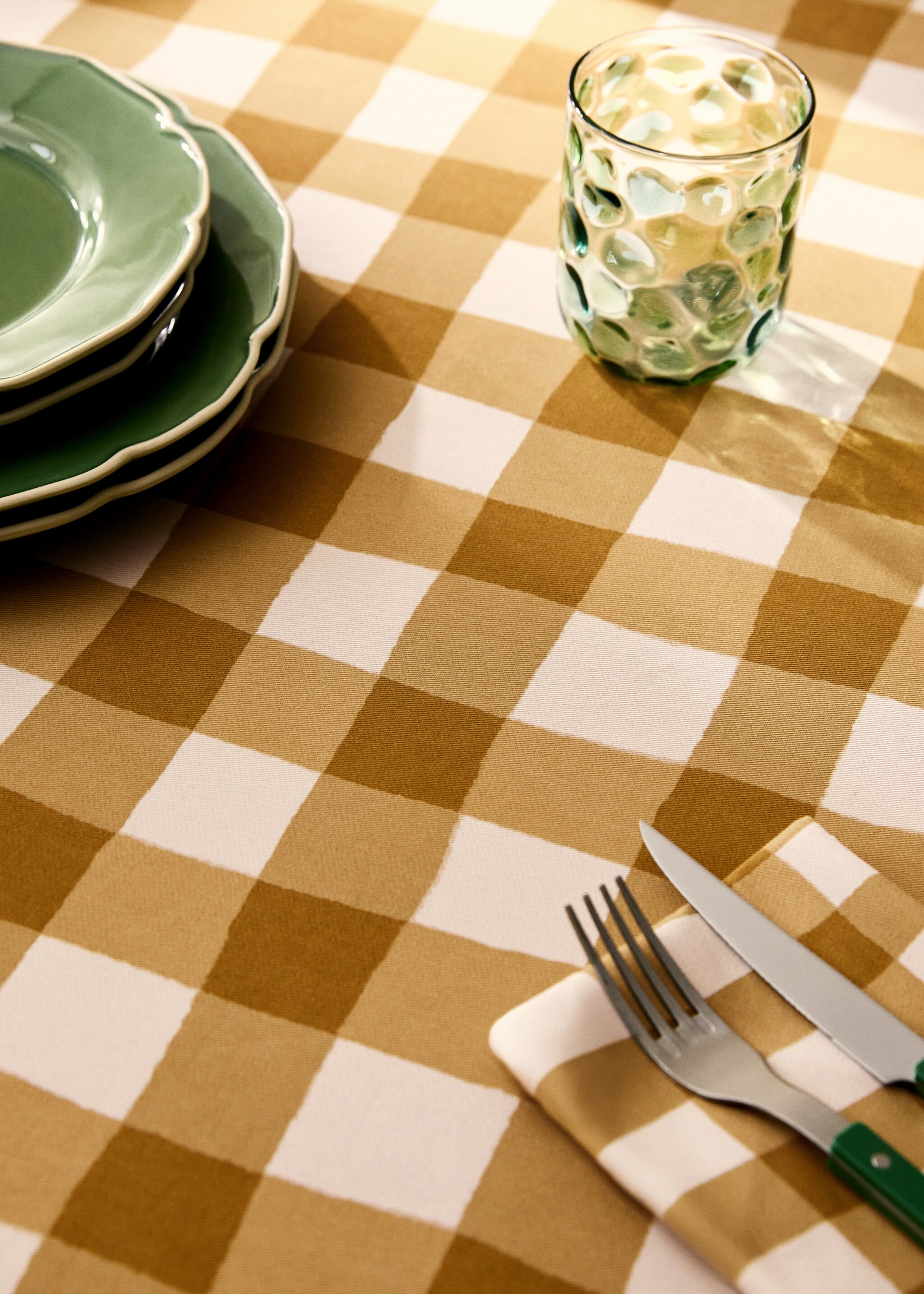 Estovalles cotó quadres 6 a 8 comensals - Detall de l'article 7, Rosa gerani. Ref: 87032972-00.