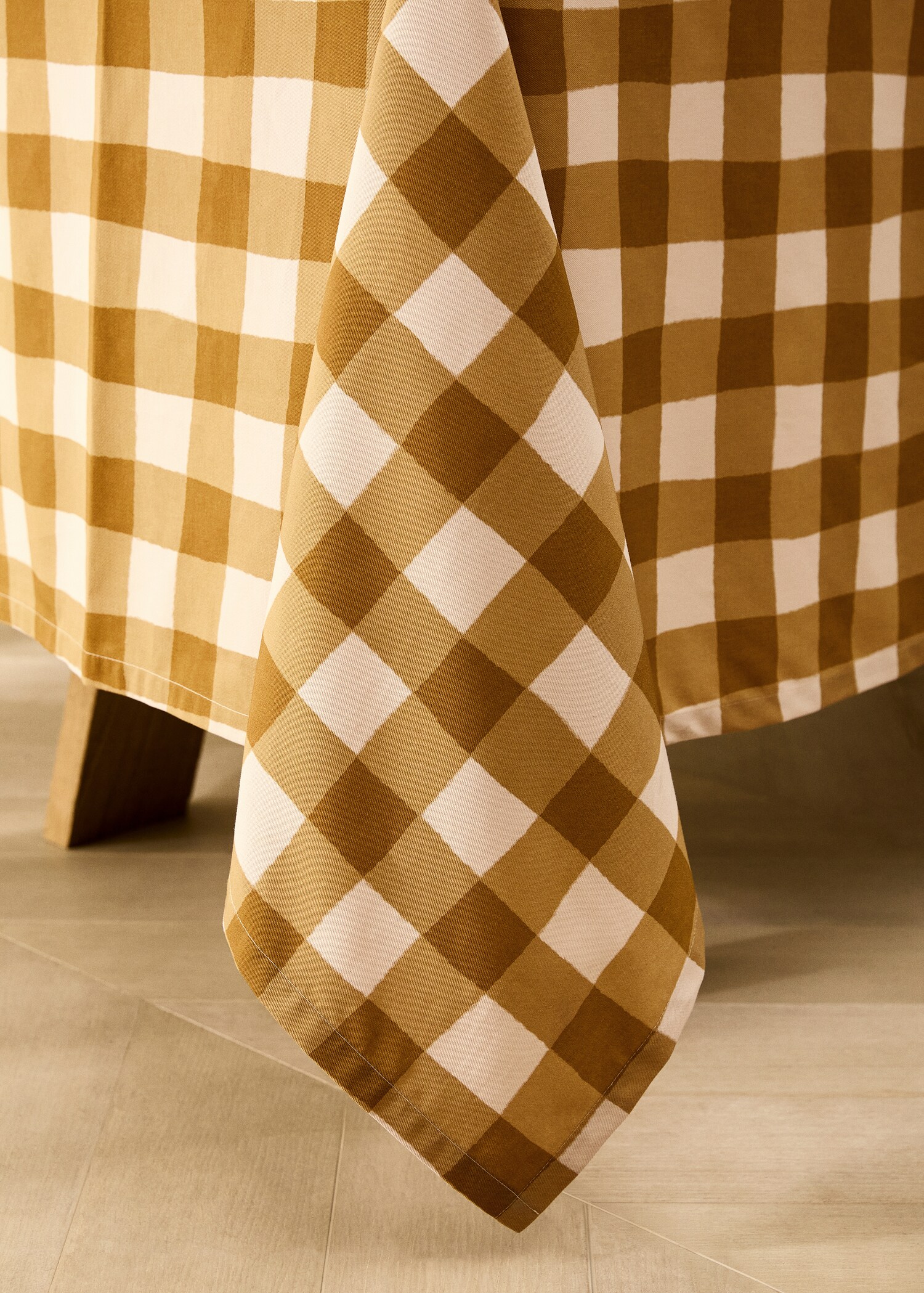 Estovalles cotó quadres 6 a 8 comensals - Detall de l'article 8