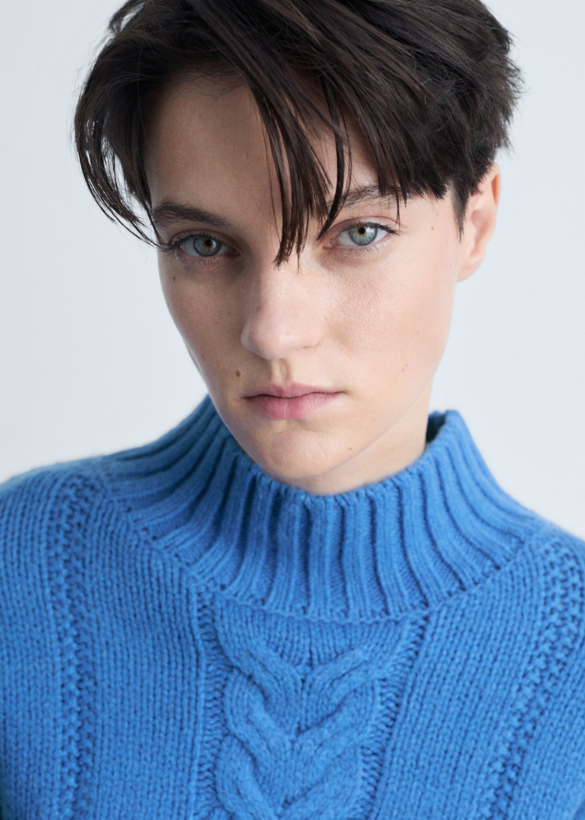 Braided sweater with perkins neck - Details of the article 1, Vibrant blue. Ref: 87033272-00.