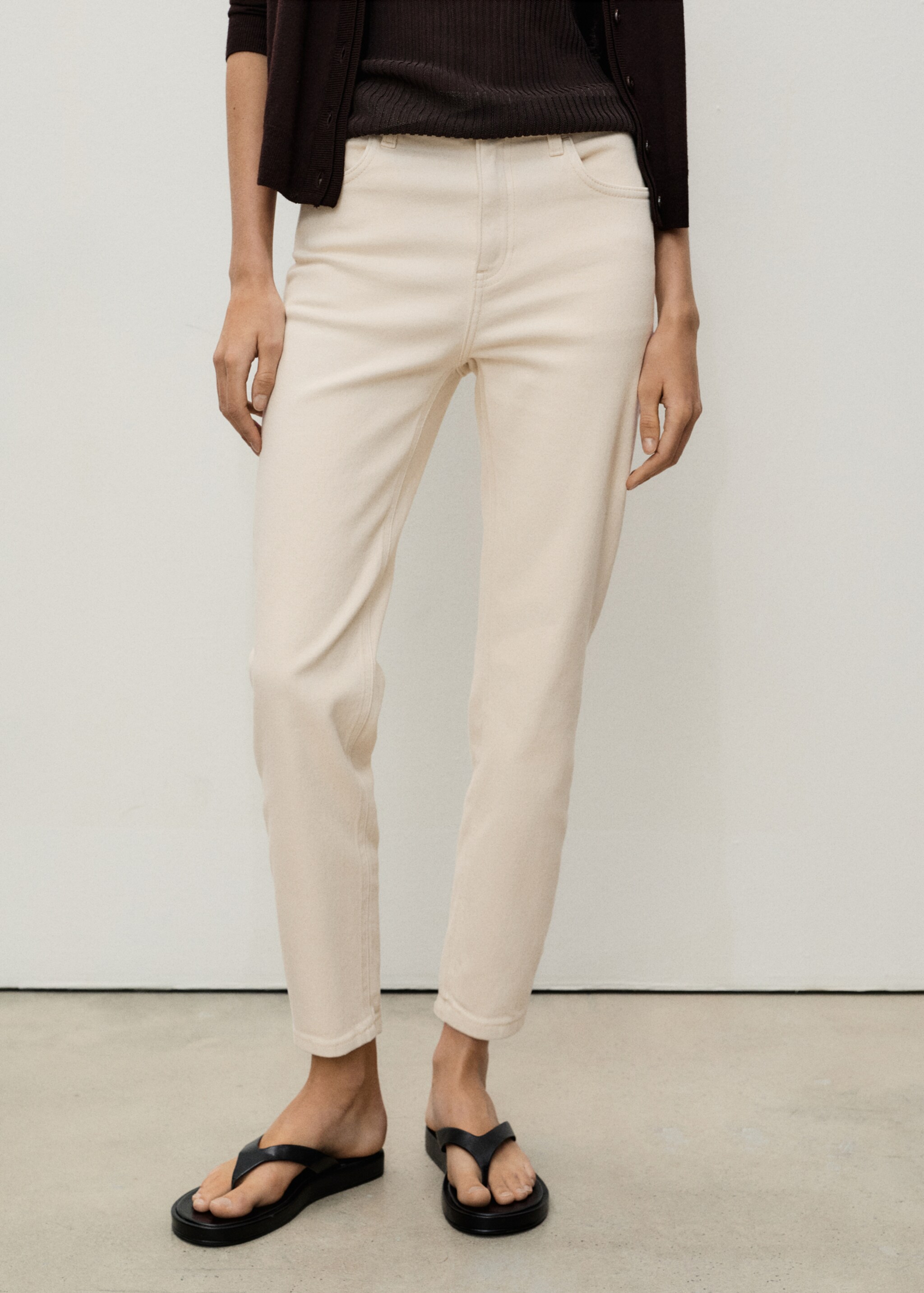 Newmom comfort high-rise jeans - Medium plane, Ecru. Ref: 87033274-00.