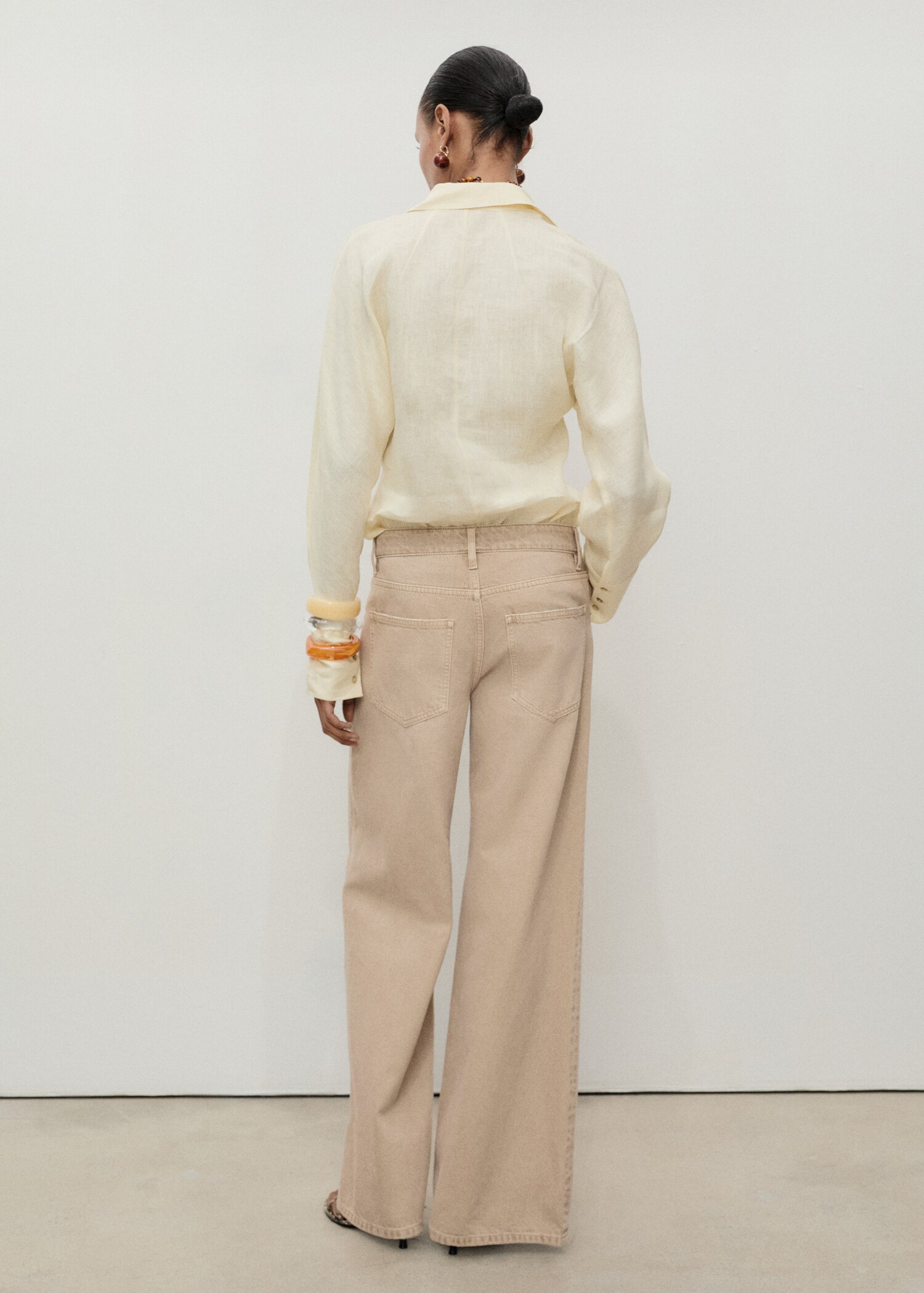 Low waist wide leg jeans - Reverse of the article