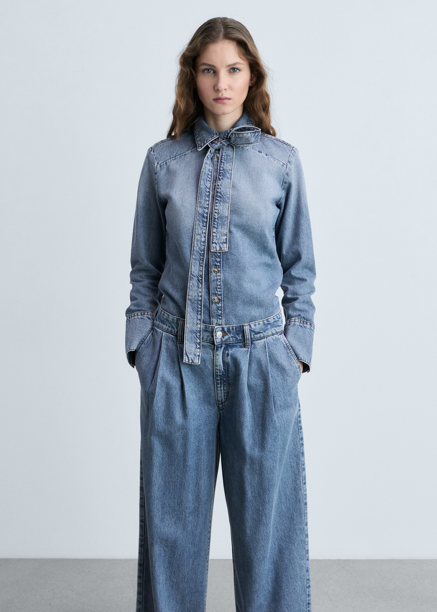 Wide-leg pleated jeans - Details of the article 6