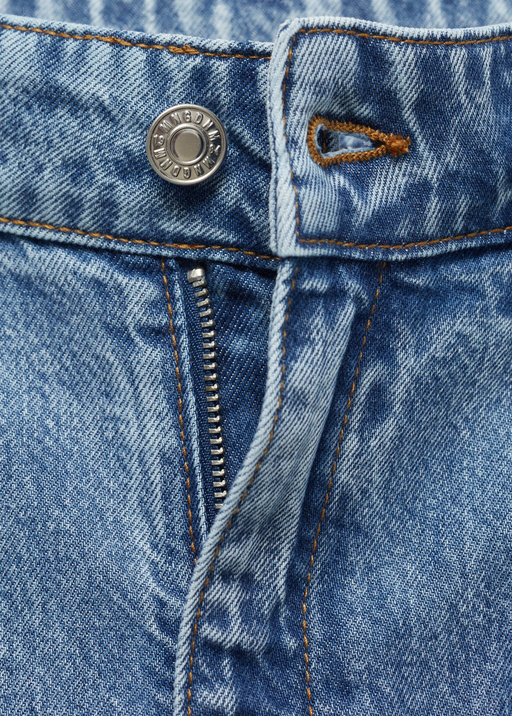 Wide-leg pleated jeans - Details of the article 8, Medium Blue. Ref: 87033279-00.