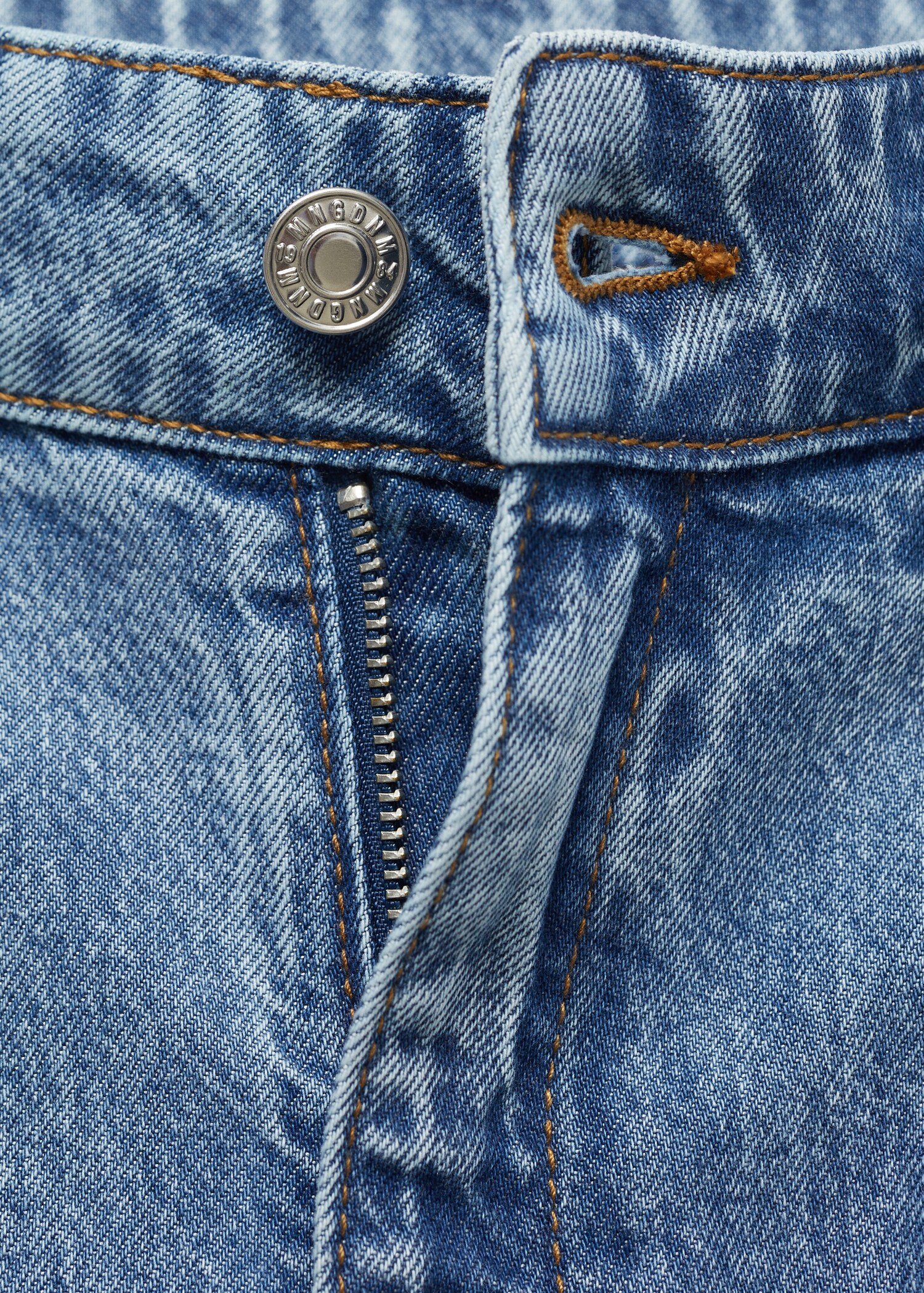 Wide-leg pleated jeans - Details of the article 8