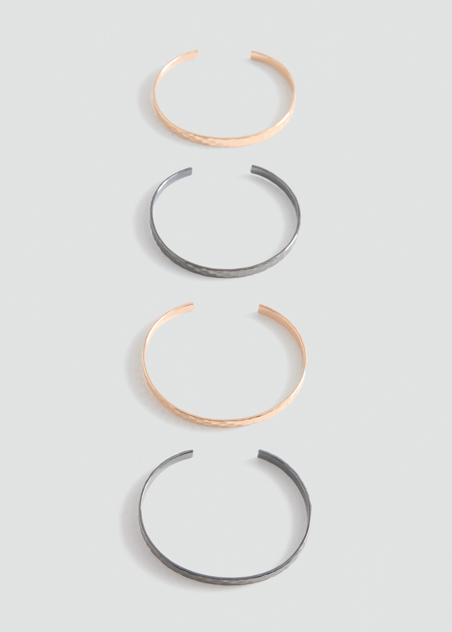 Pack 4 pulseras - Artículo sin modelo