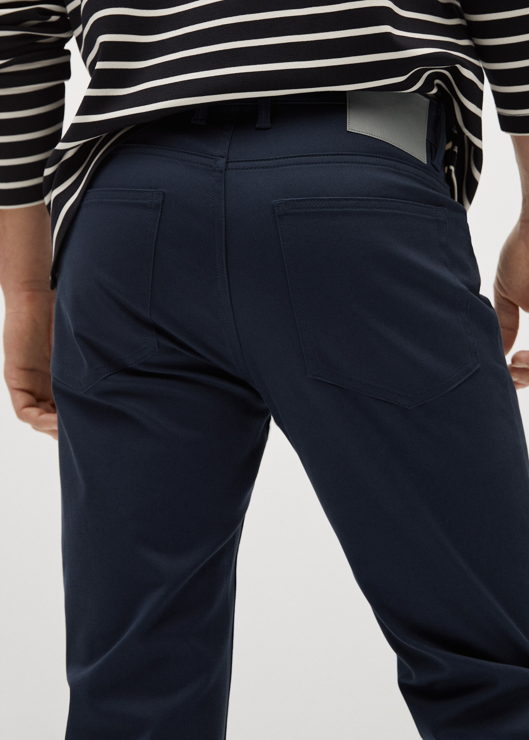 Keprové kalhoty džínového stylu slim fit - Detail zboží 3