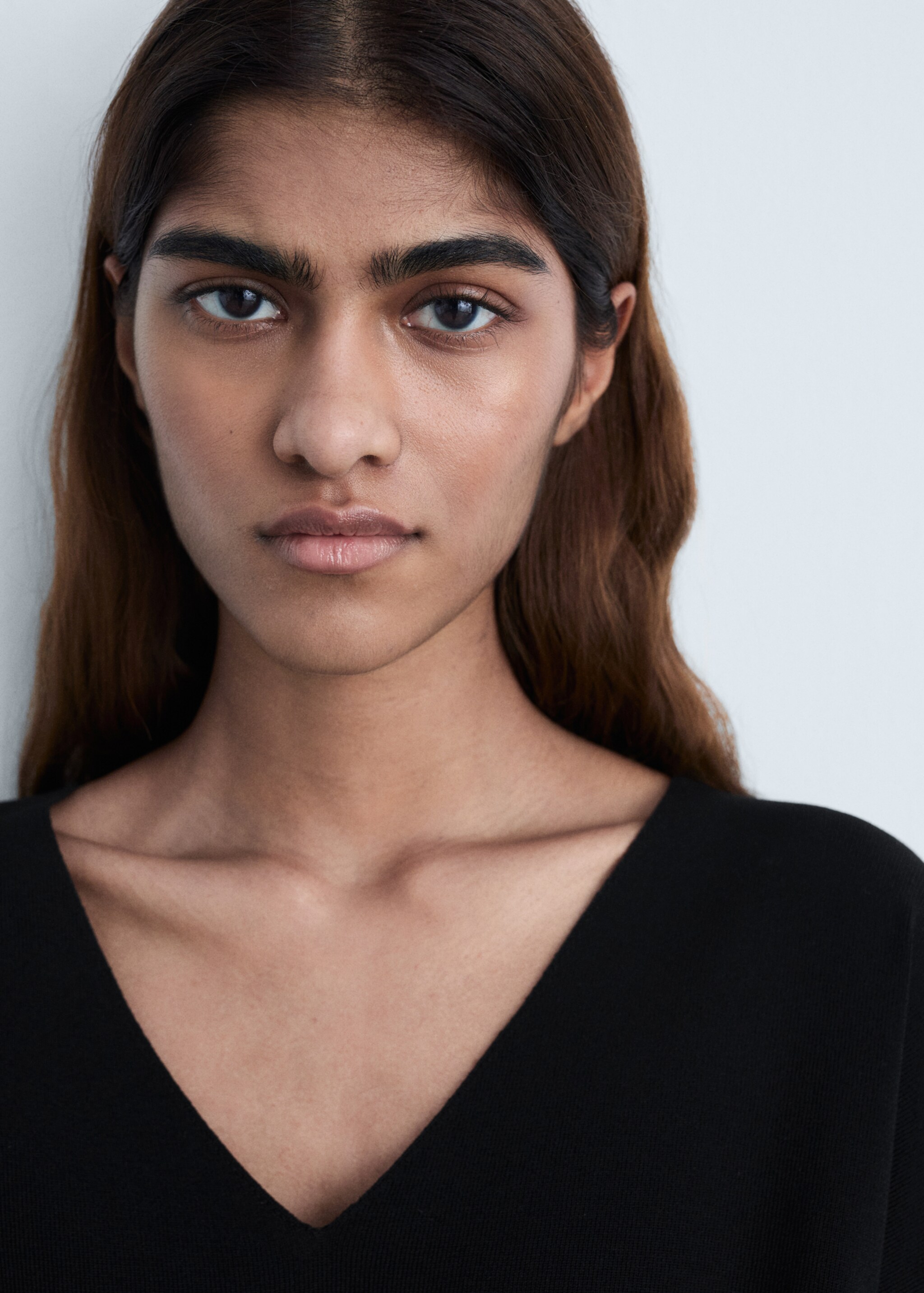 Top punt escot en punta - Detall de l'article 1, Negre. Ref: 87034064-00.