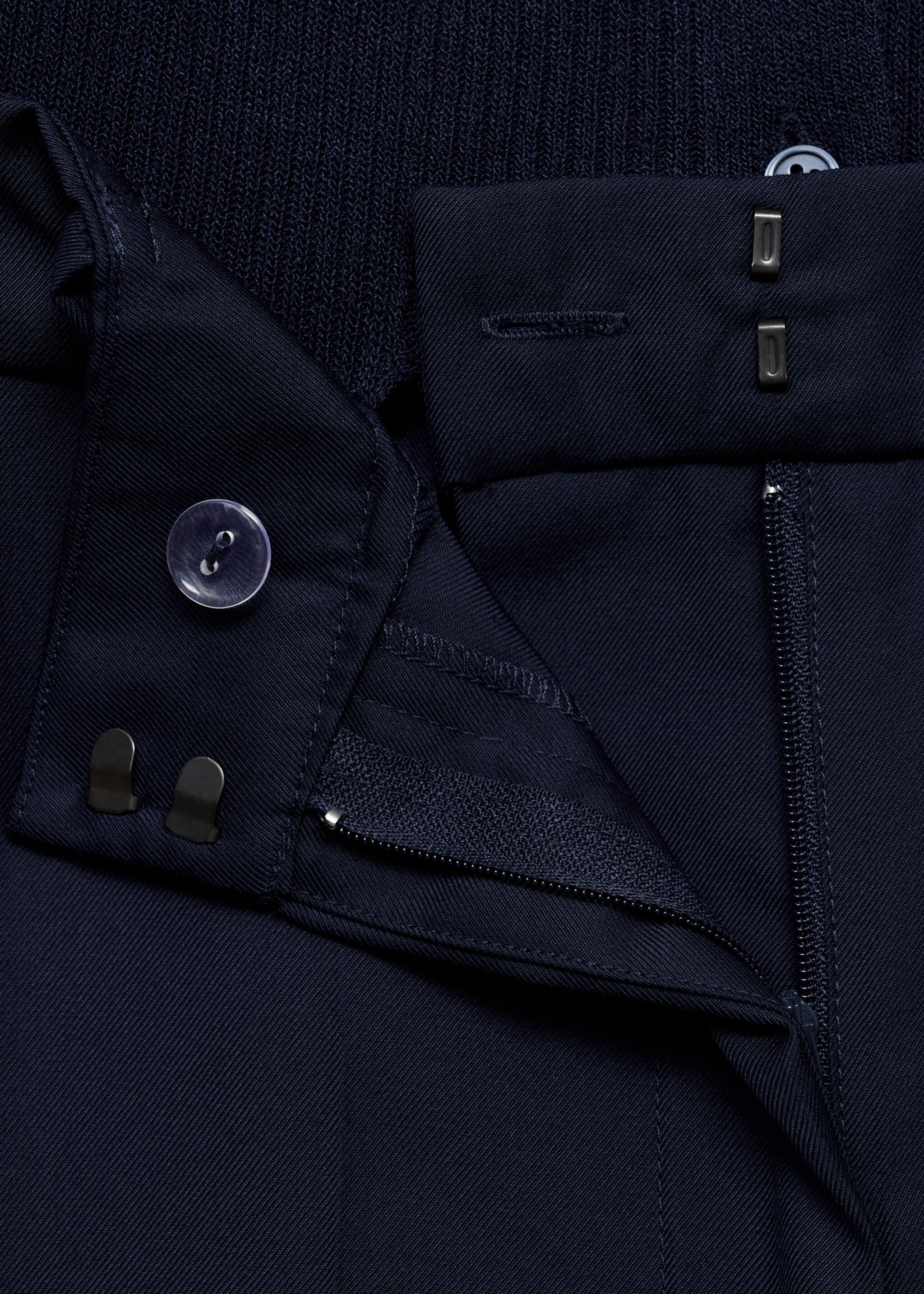 Contrast-bodice long jumpsuit - Details of the article 8, Dark Navy. Ref: 87034065-00.