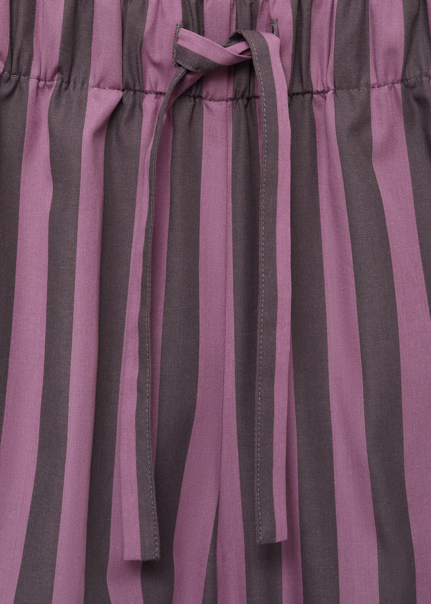 Woven two-tone striped shorts - Details of the article 8