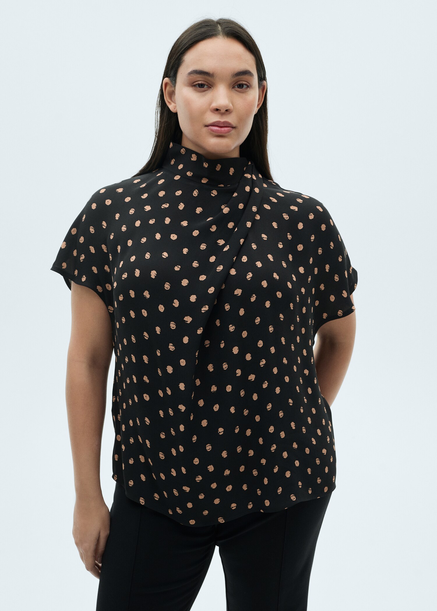 Polka-dot blouse with draped collar - Details of the article 5