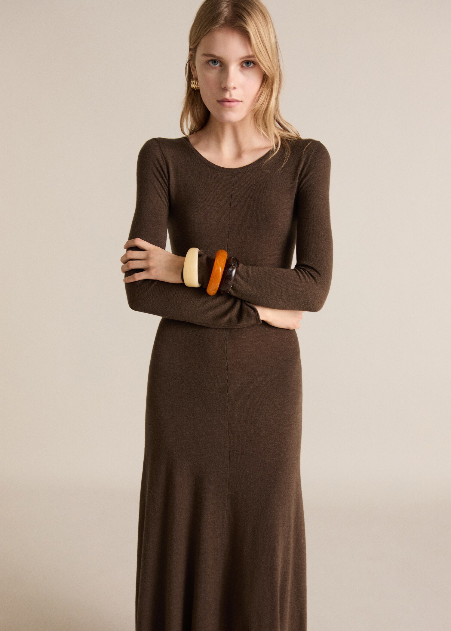 Asymmetrical low-knit dress - Medium plane