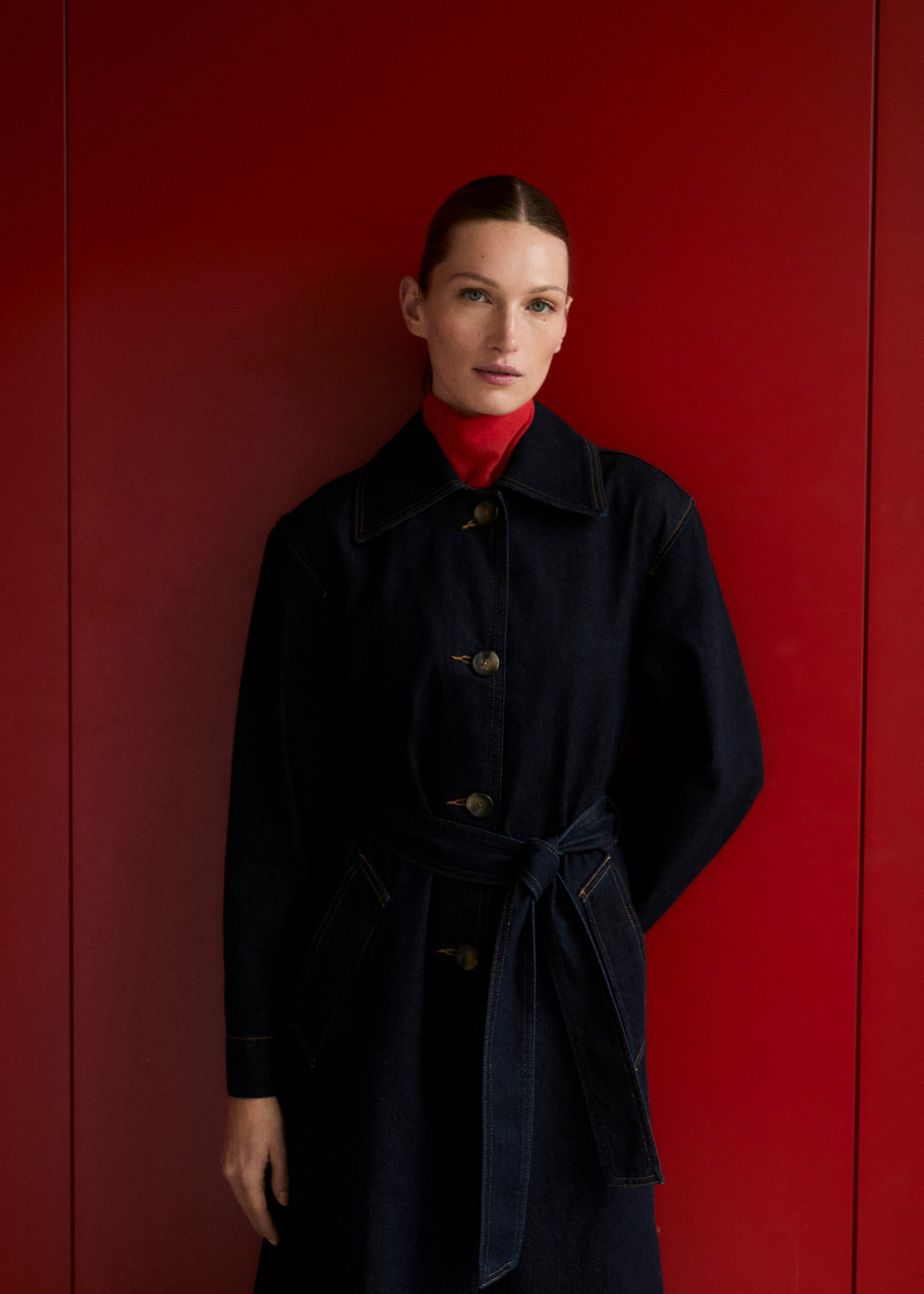 Trench largo vaquero rinse wash - Plano medio, Azul. Ref: 87034078-00.