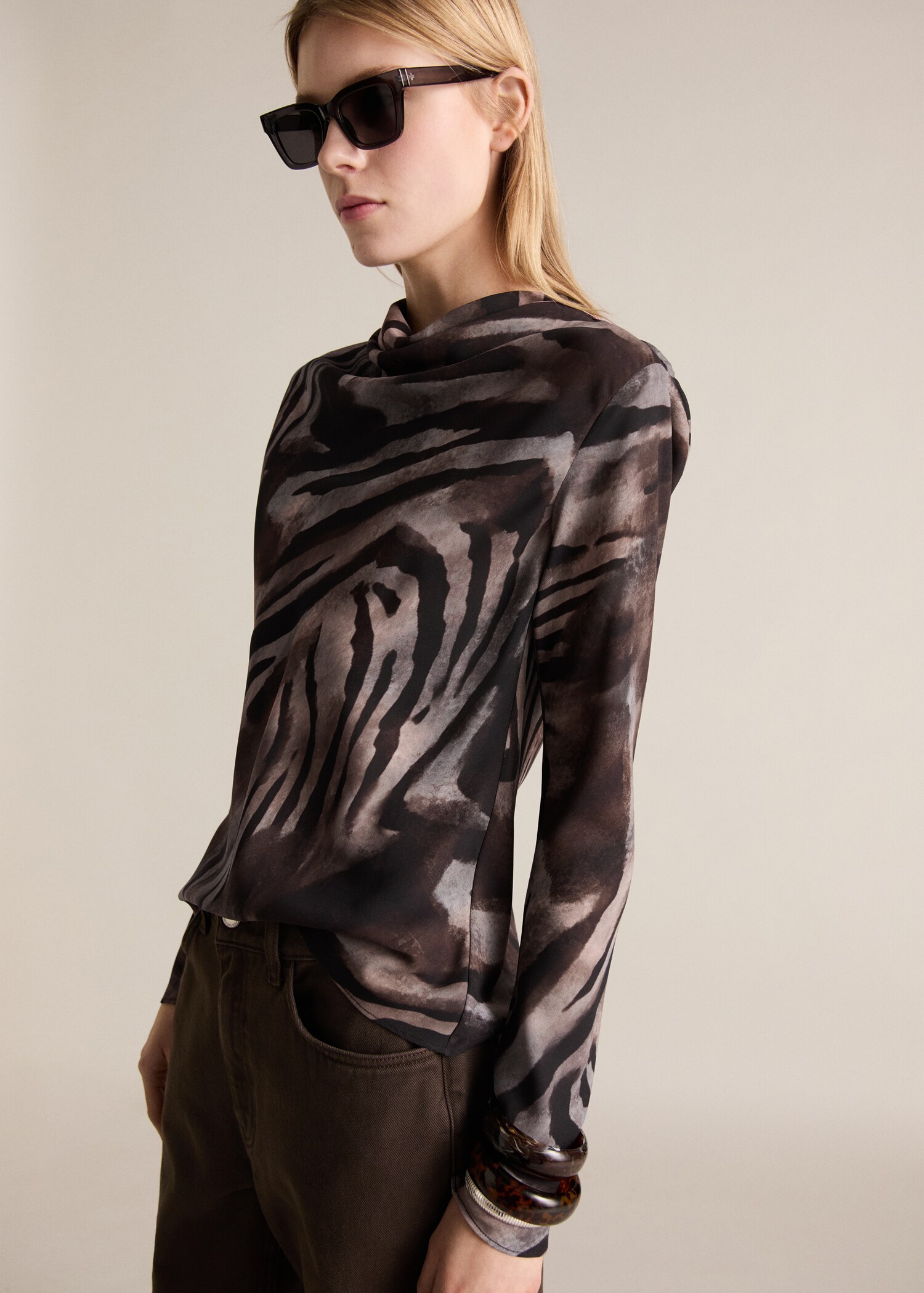 Zebra satin blouse - Medium plane