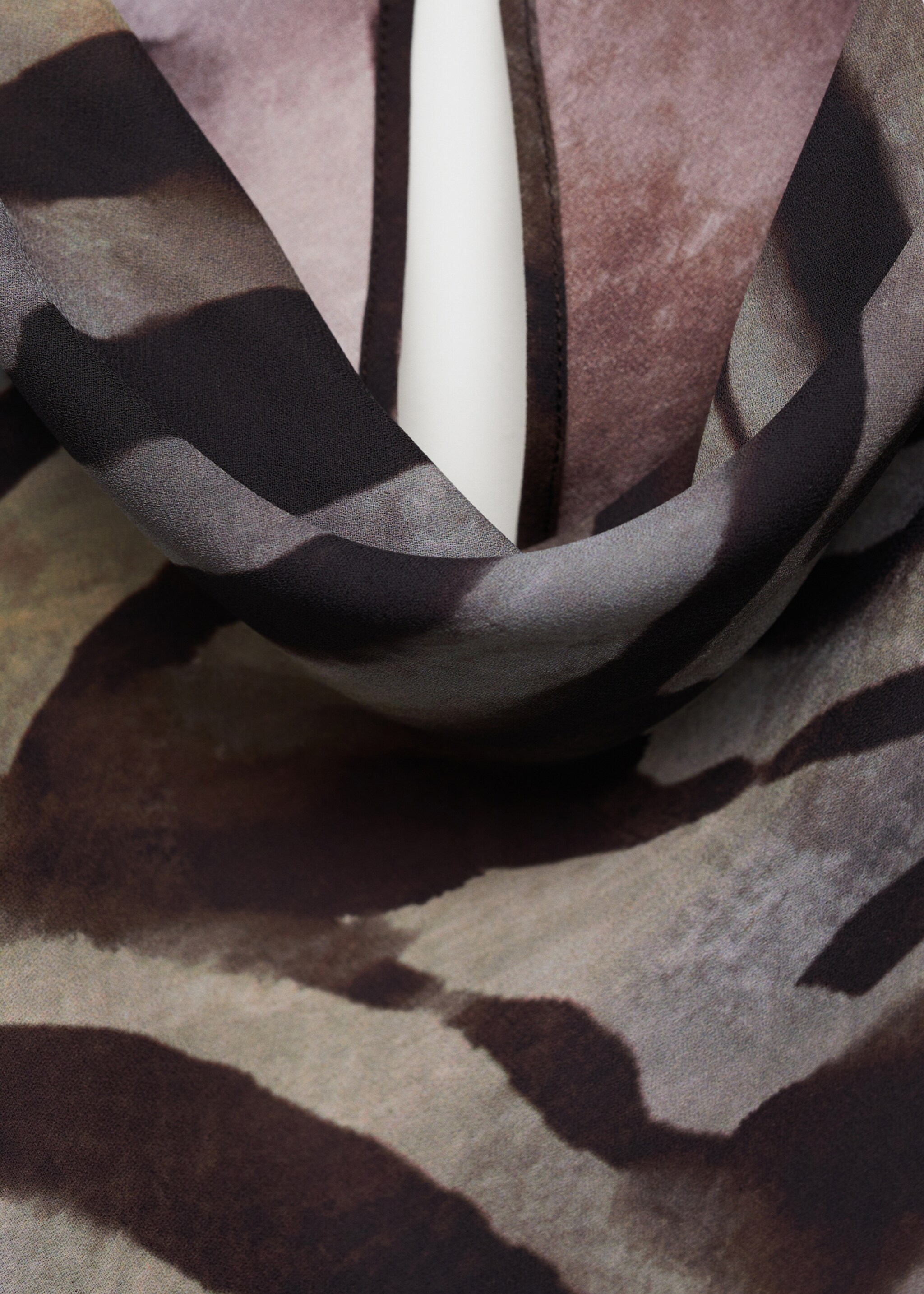 Zebra satin blouse - Details of the article 8, Brown. Ref: 87034093-00.