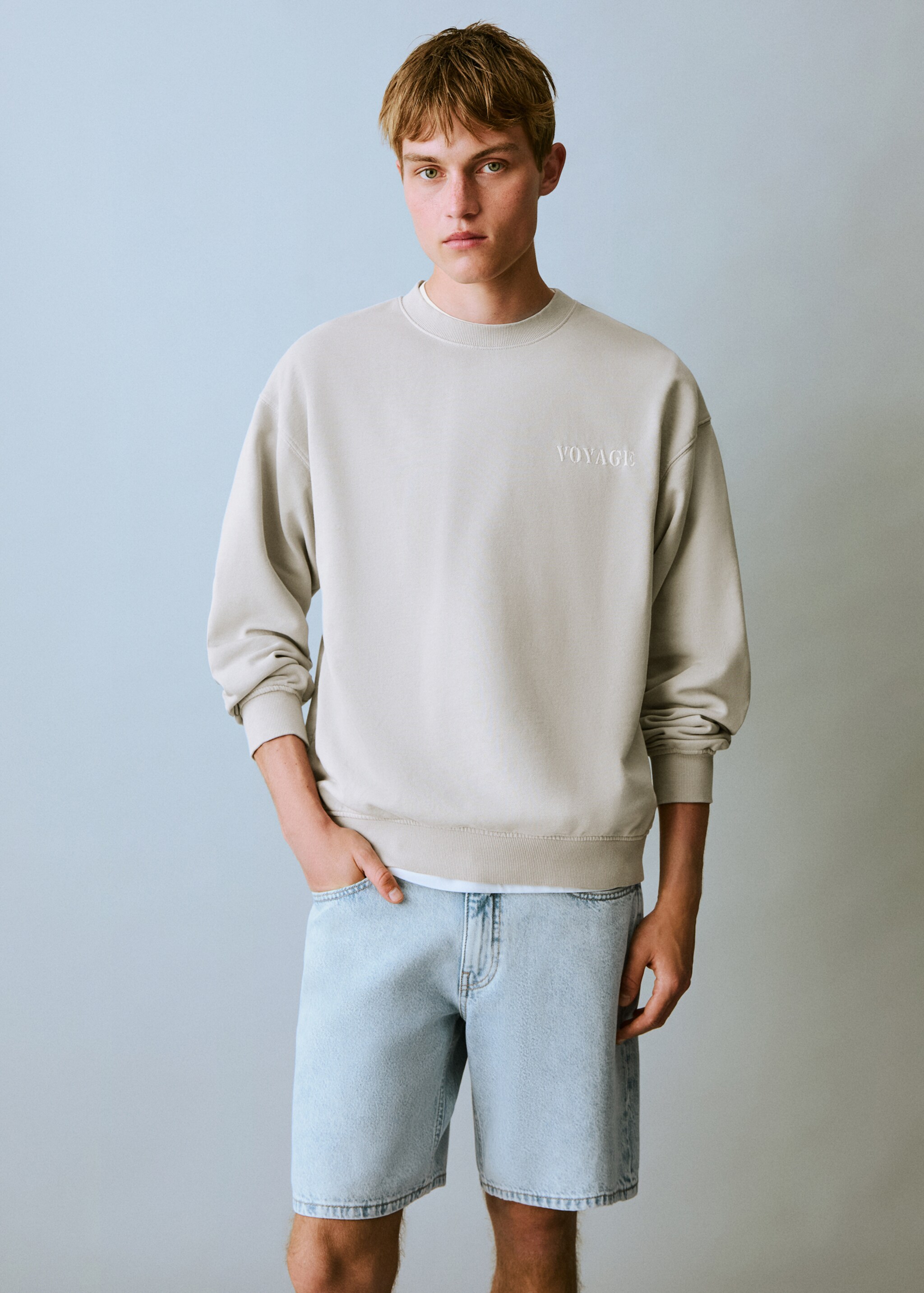 Bavlněná mikina s nápisem - Náhled ve středové rovině, Šedá. Ref: 87034094-00.