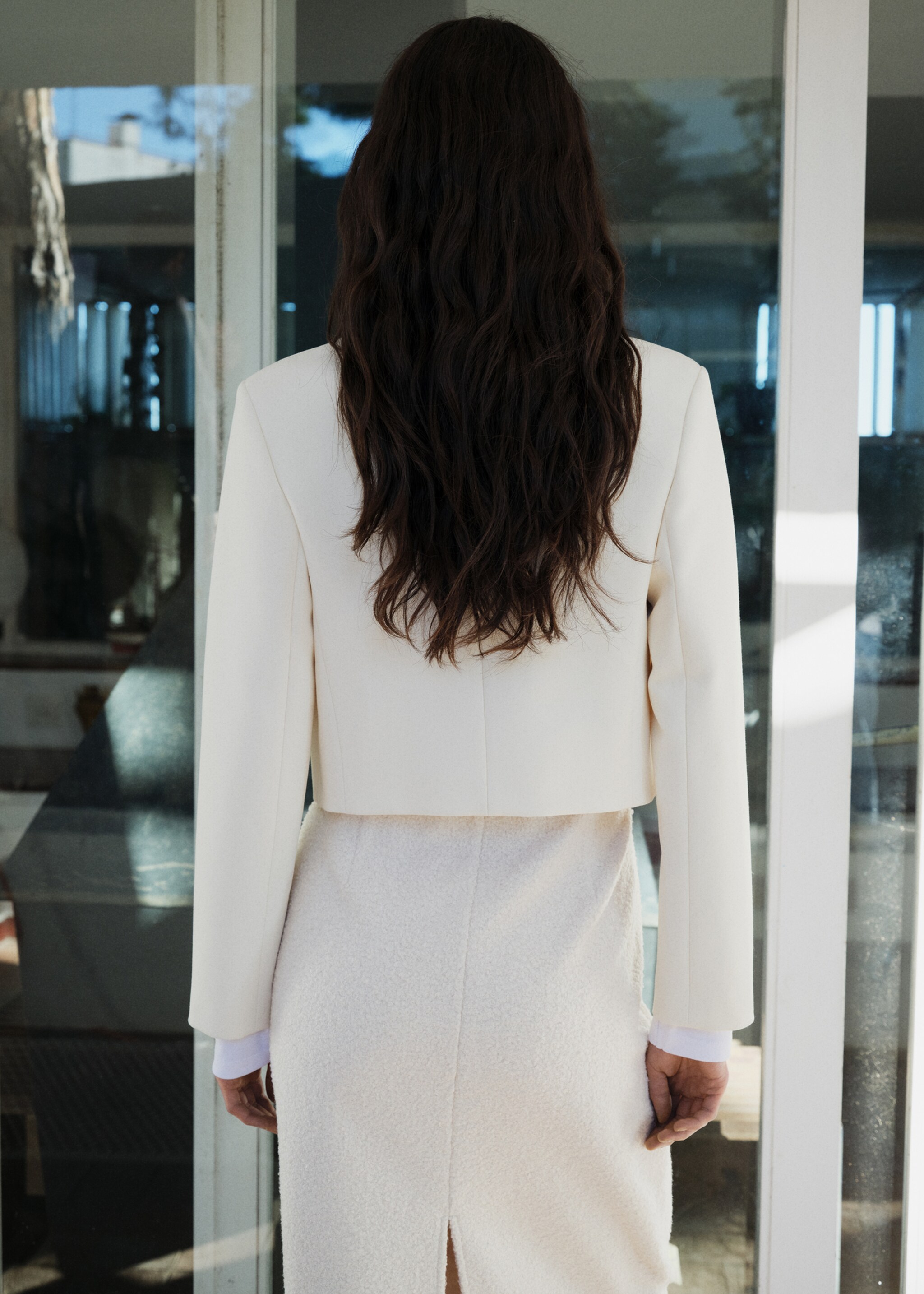 Veste crop col officier - Verso de l’article, Écru. Ref: 87034095-00.