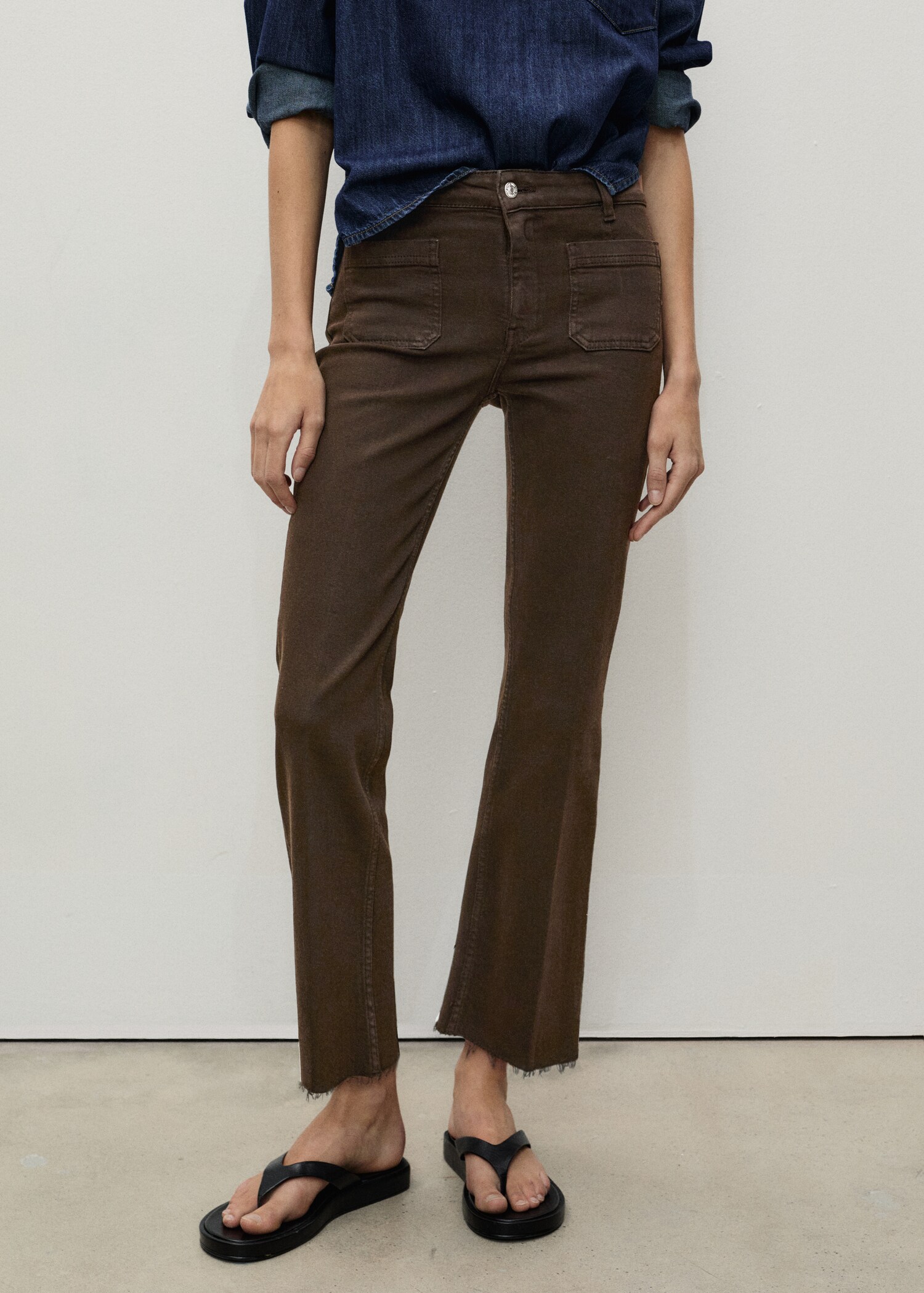 Flared cropped jeans with pockets - Medium plane