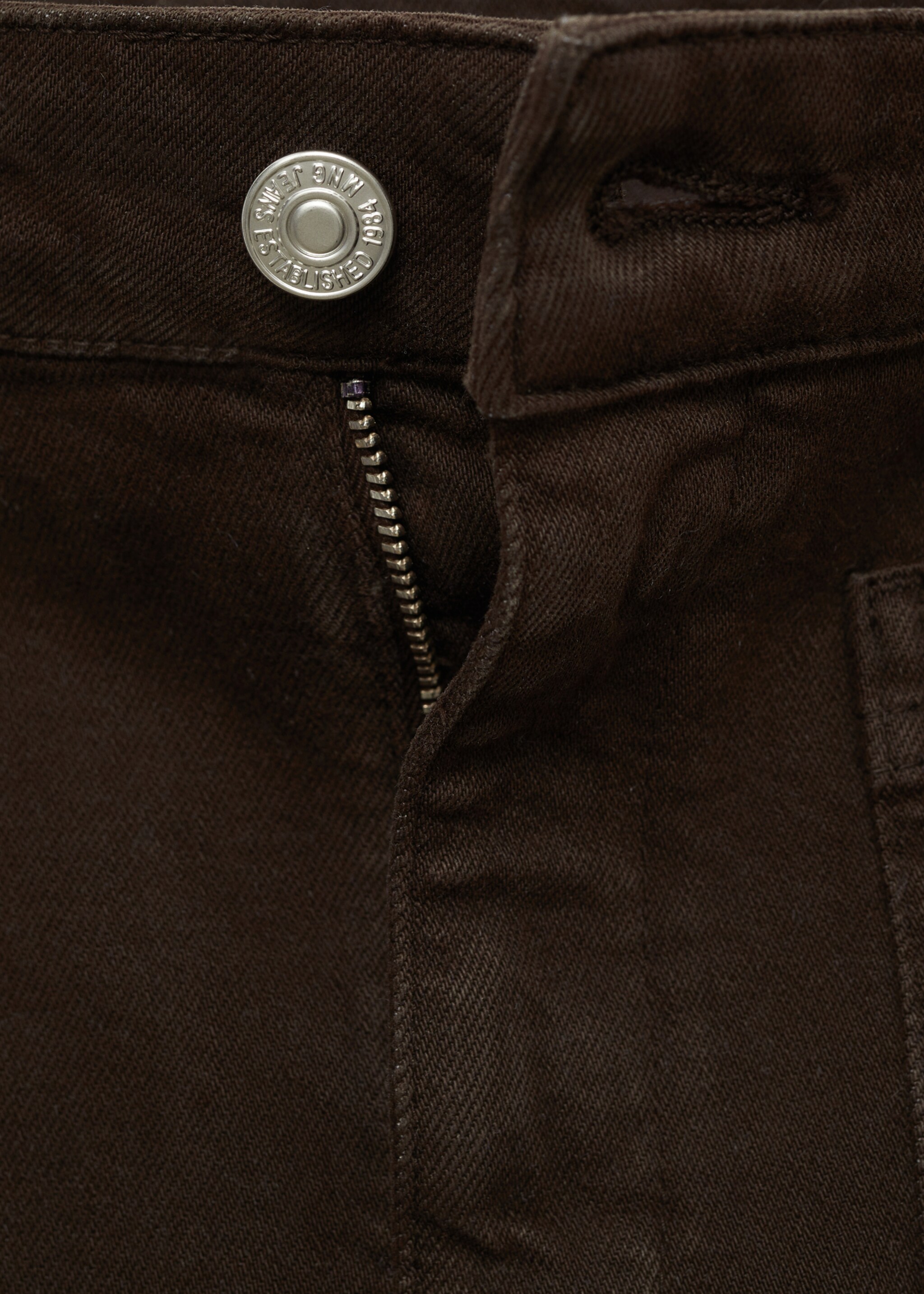 Flared cropped jeans with pockets - Details of the article 8, Chocolate. Ref: 87034096-00.
