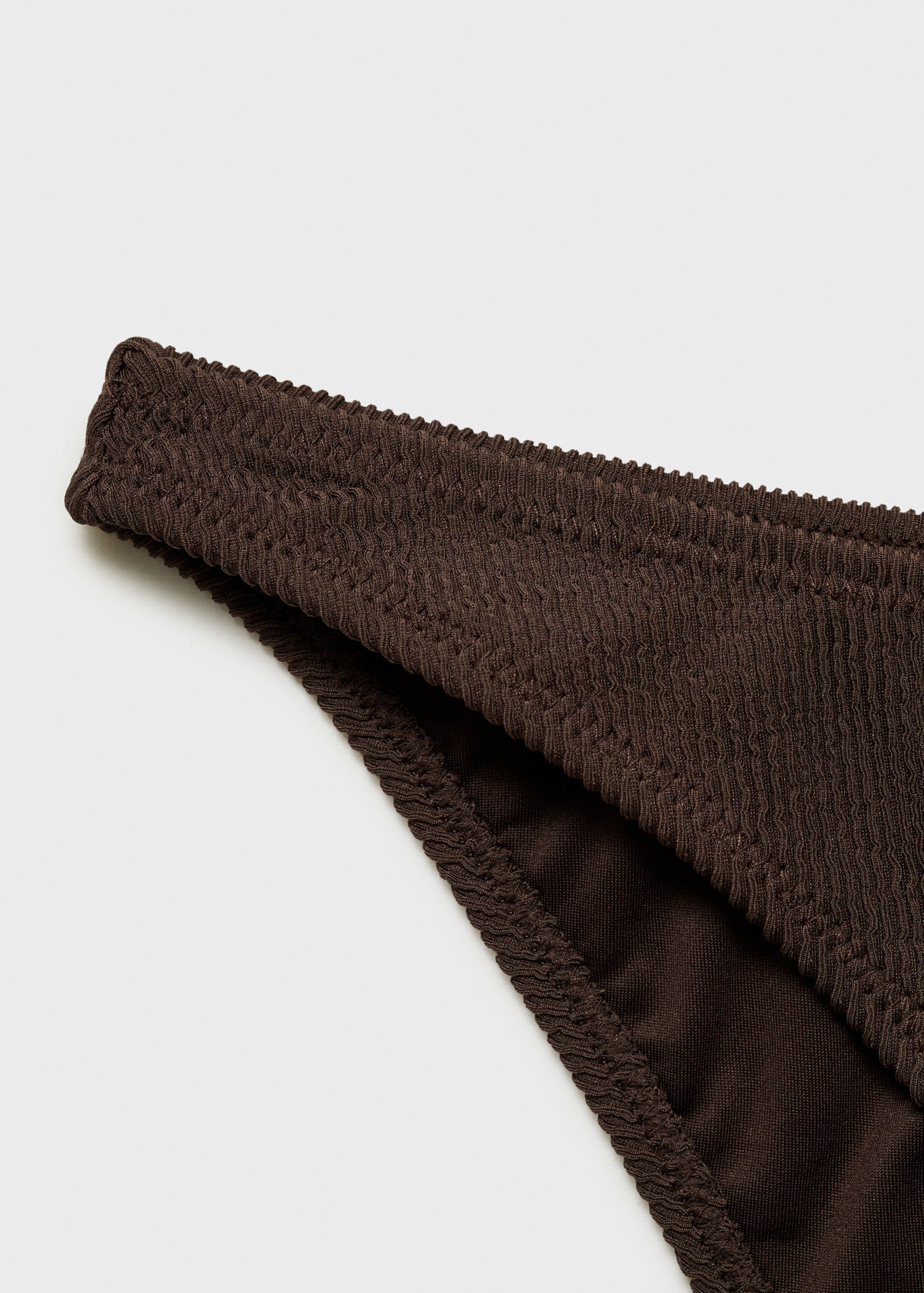 Ribbed bikini bottom - Details of the article 8, Chocolate. Ref: 87034389-00.