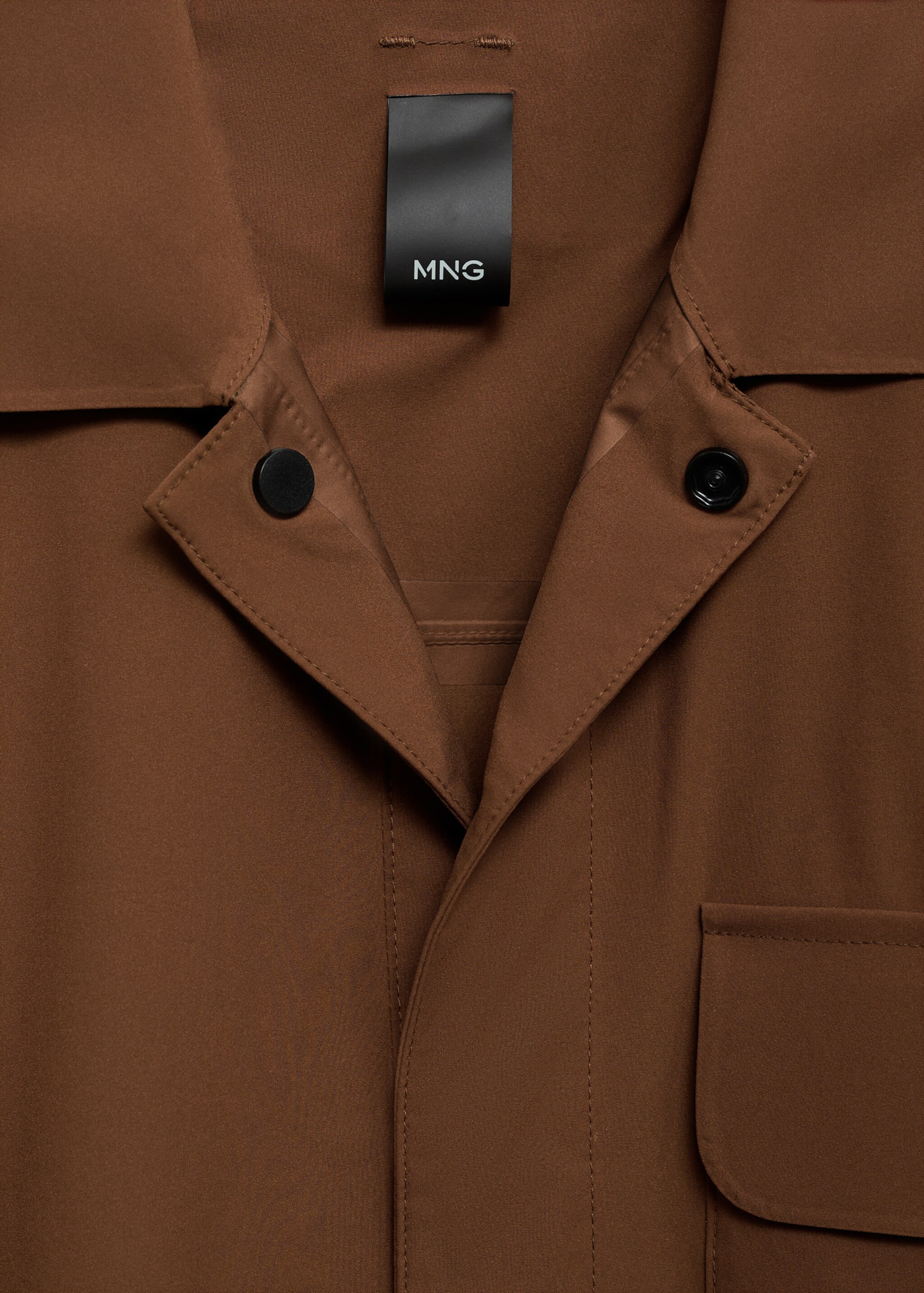 Chaqueta water repellent bolsillos - Detalle del artículo 8, Naranja tostado. Ref: 87034390-00.