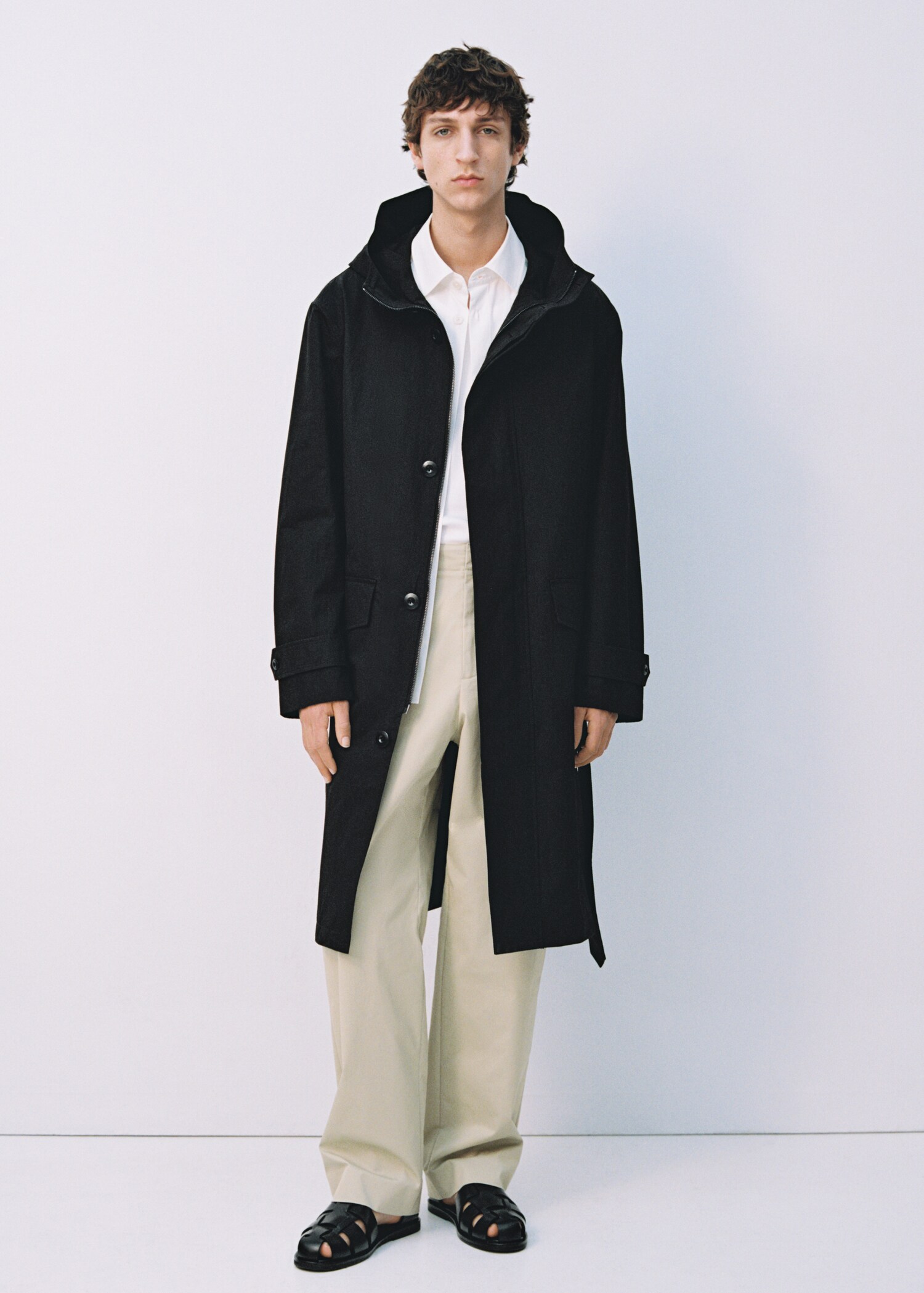 Trench coat with belt and hood - Details of the article 3
