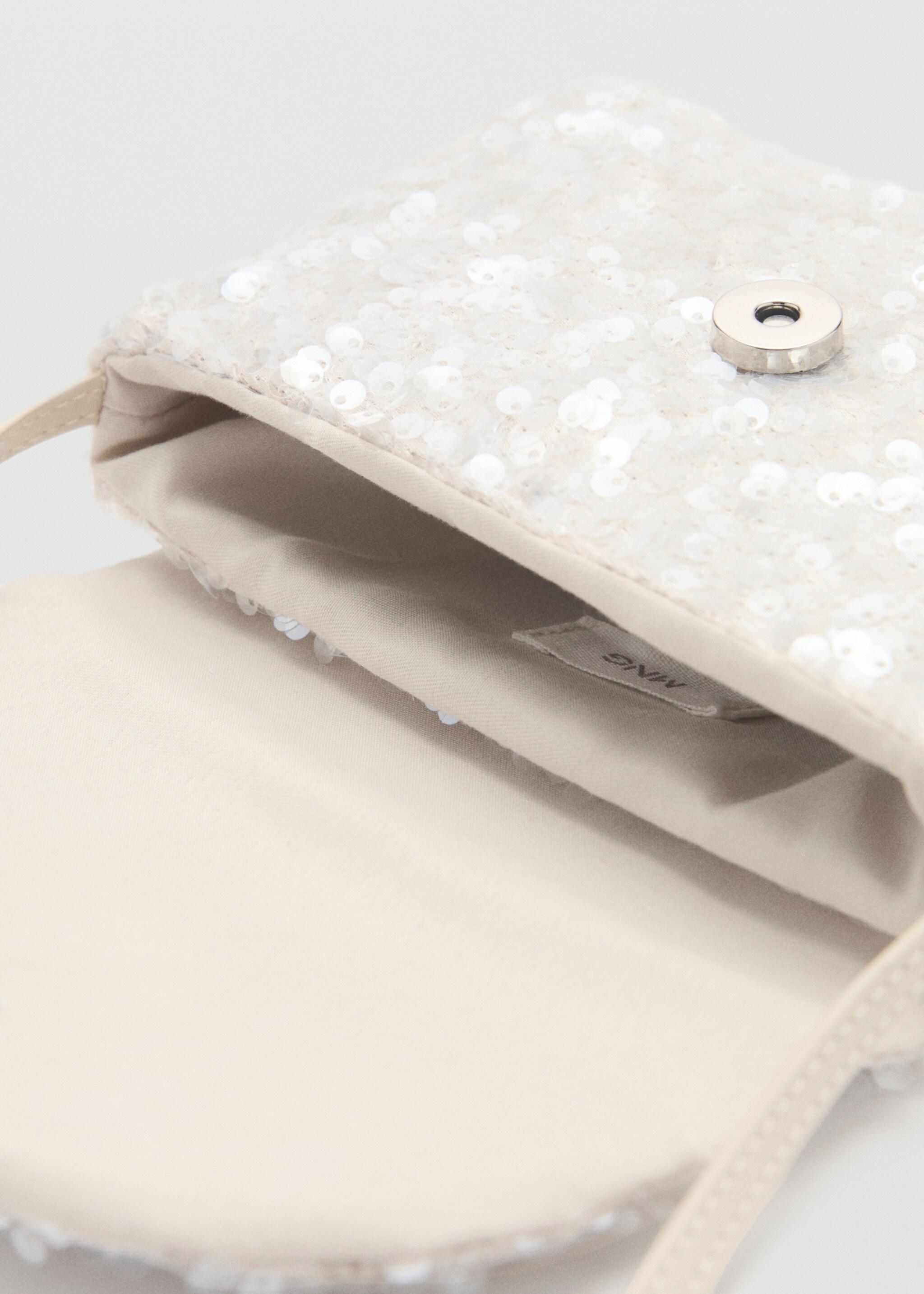 Mini bag with flap - Details of the article 2, Off White. Ref: 87034394-00.