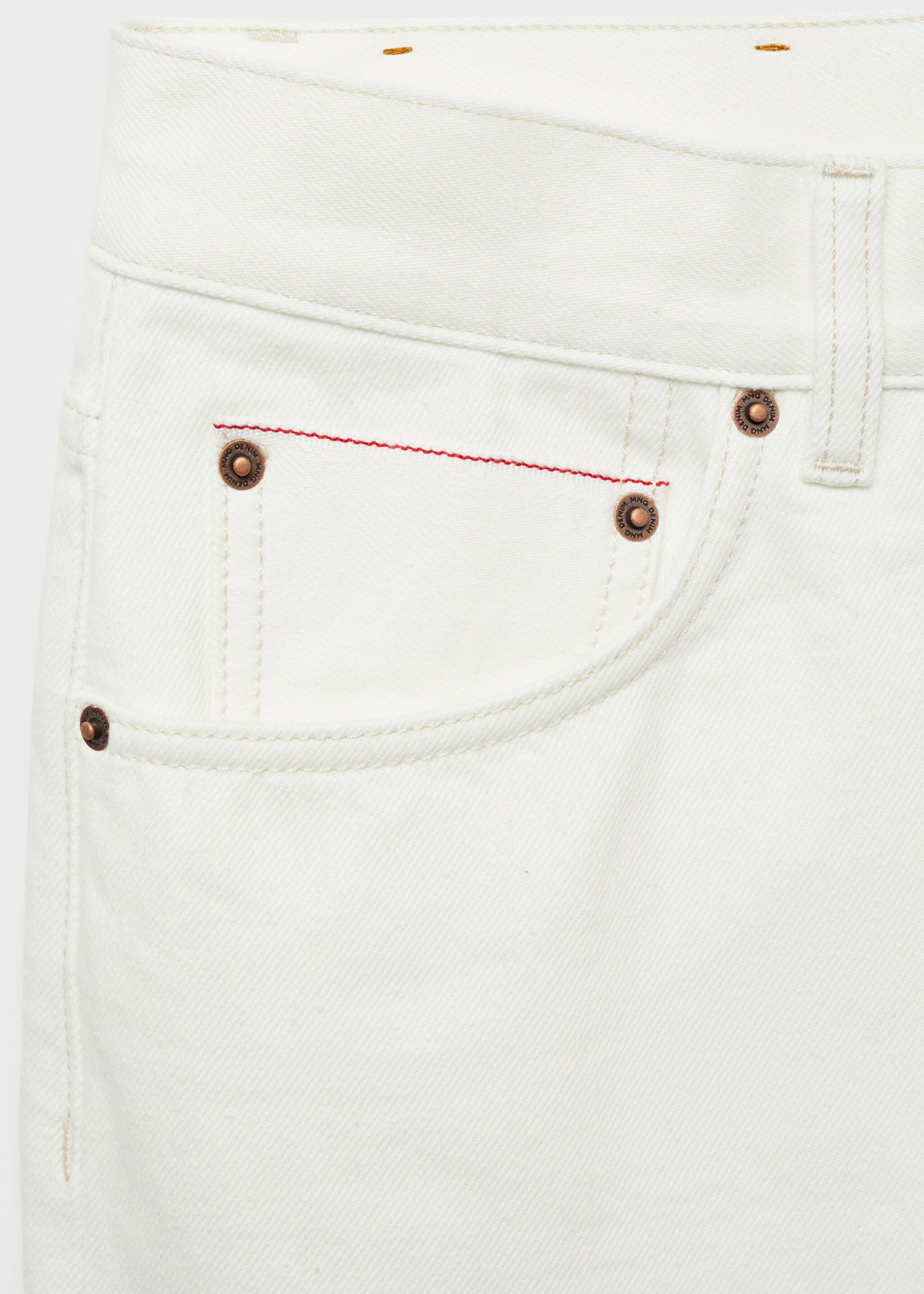 Texans selvedge tapered fit - Detall de l'article 8, Blanc trencat. Ref: 87034396-00.