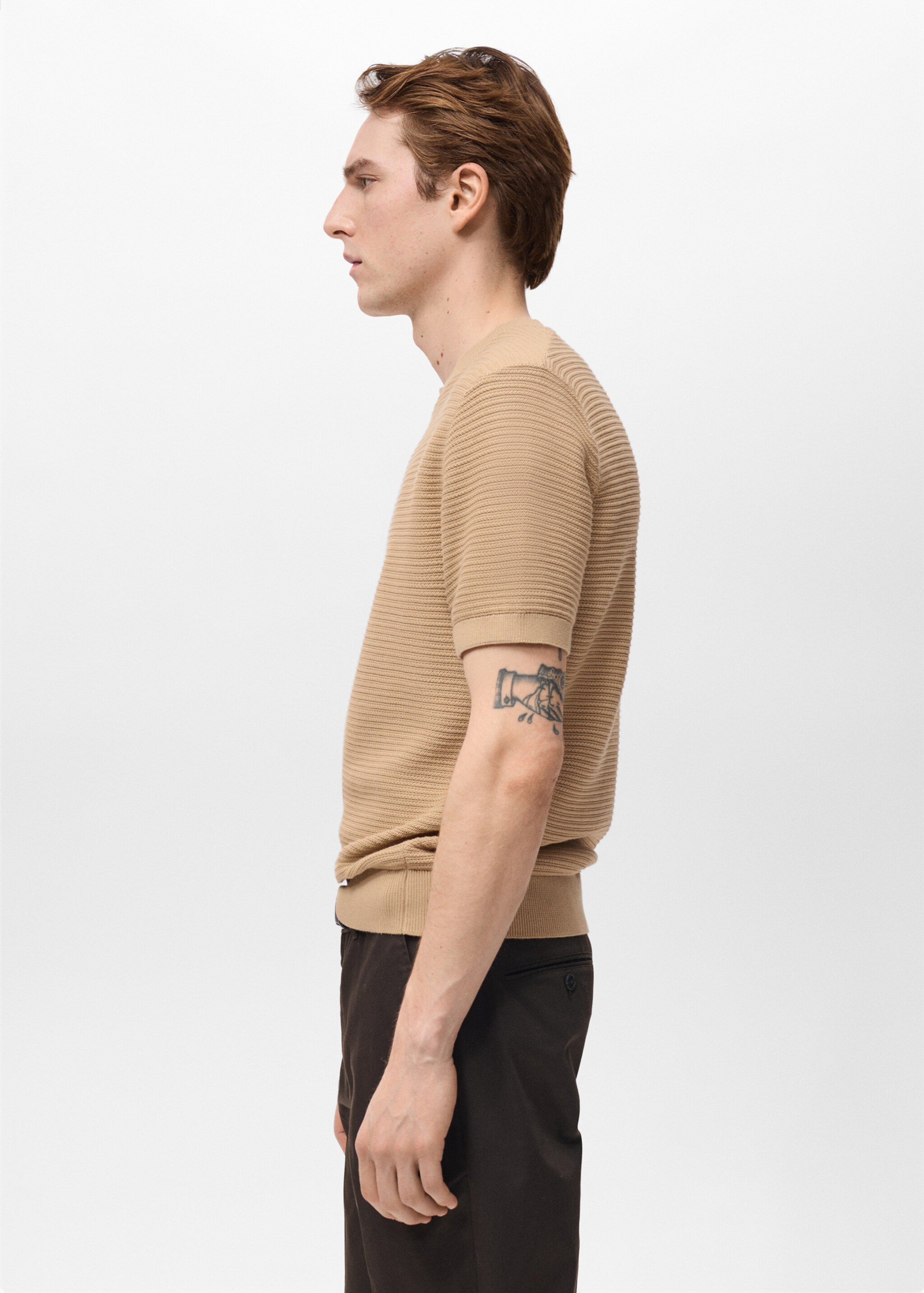 Structure thin knitwear t-shirt - Details of the article 2, Medium Brown. Ref: 87034412-00.