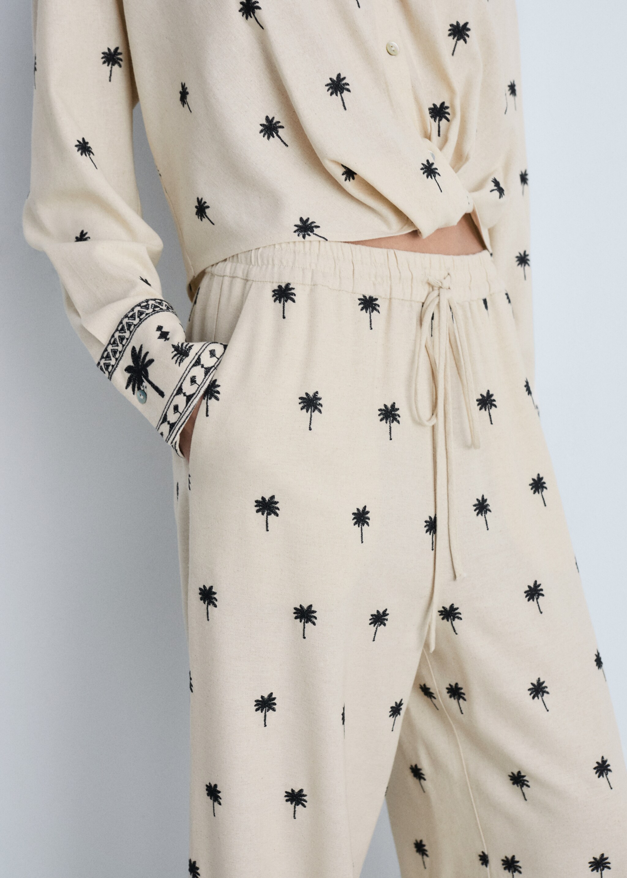 Embroidered straight-fit trousers - Details of the article 6, Beige. Ref: 87034779-00.