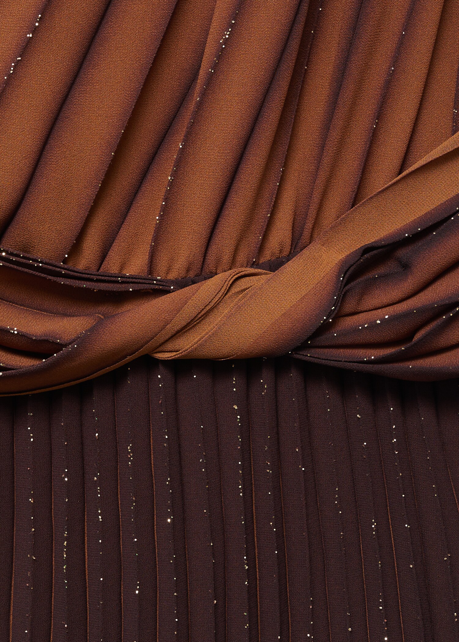 Gradient-effect pleated dress - Details of the article 8