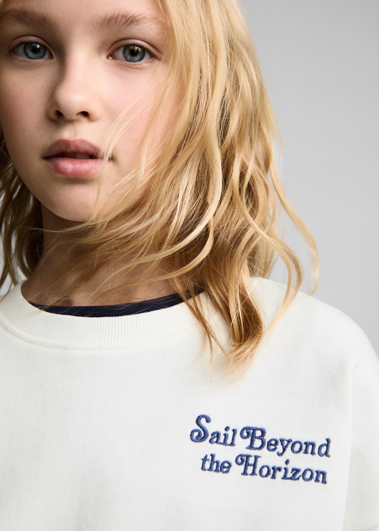 Baumwoll-Sweatshirt mit Aufschrift - Detail des Artikels 1