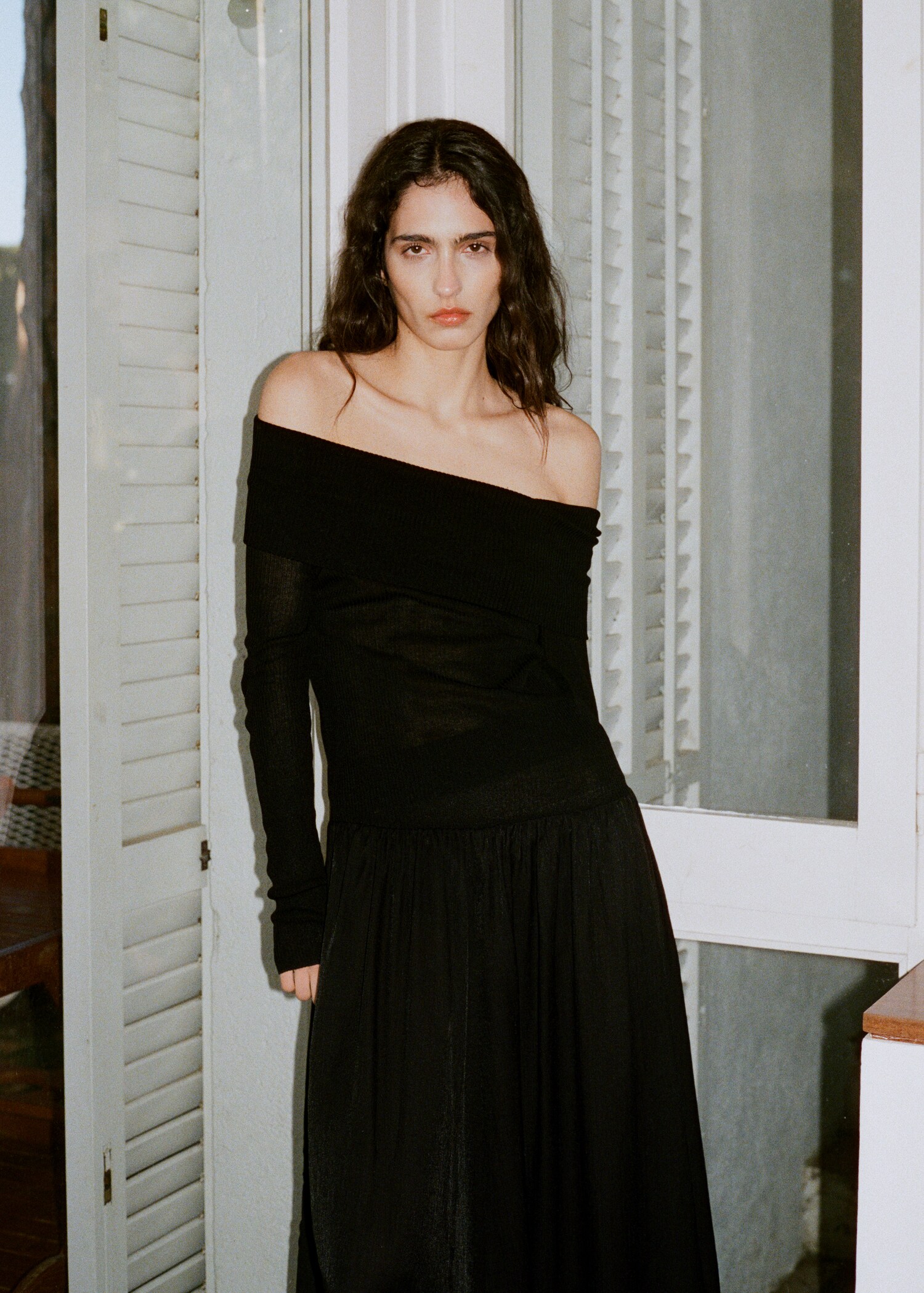 Off-the-shoulder dress in combined fabric - Details of the article 6