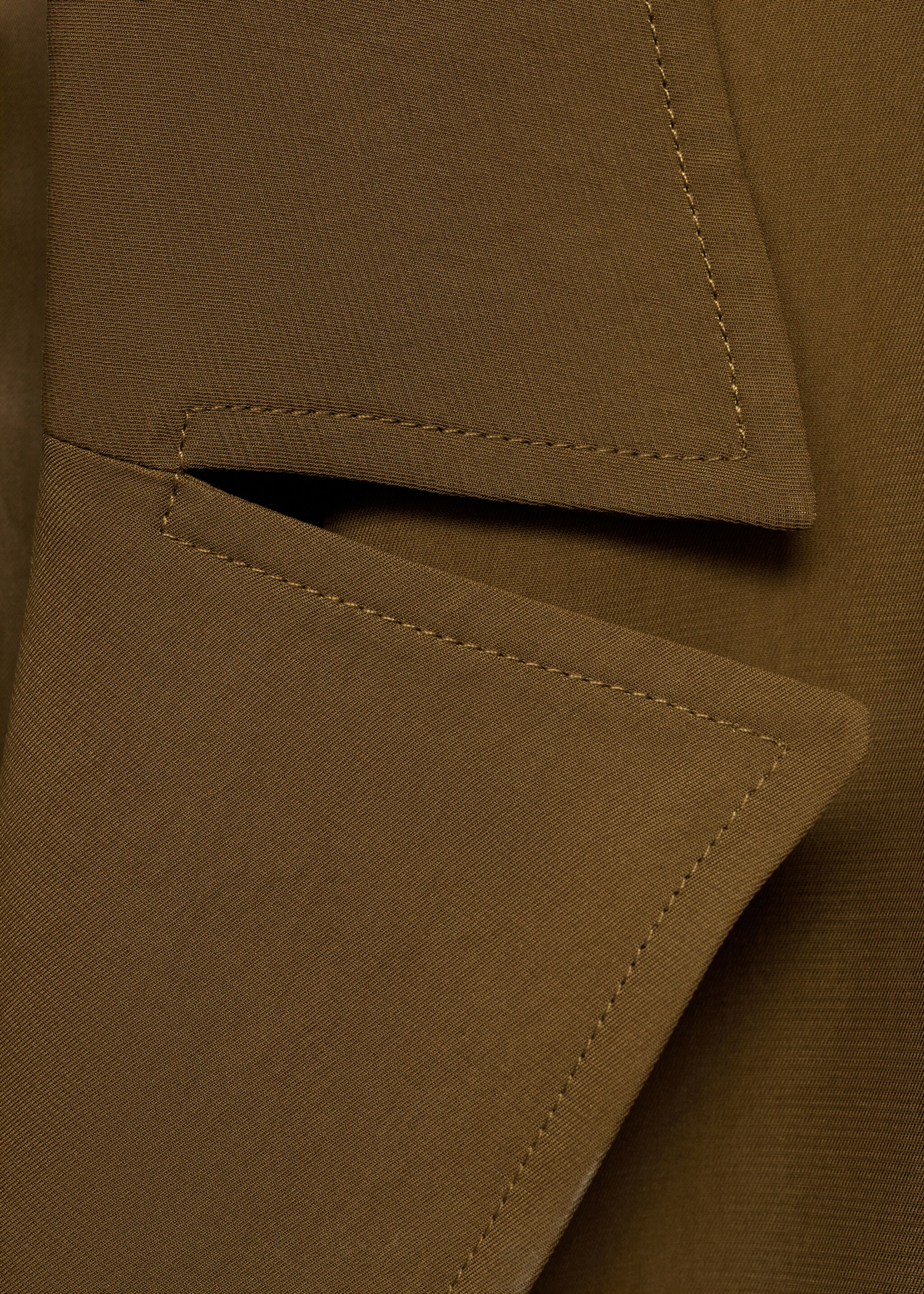 Oversized long lyocell trench coat - Details of the article 8, Khaki. Ref: 87034811-00.