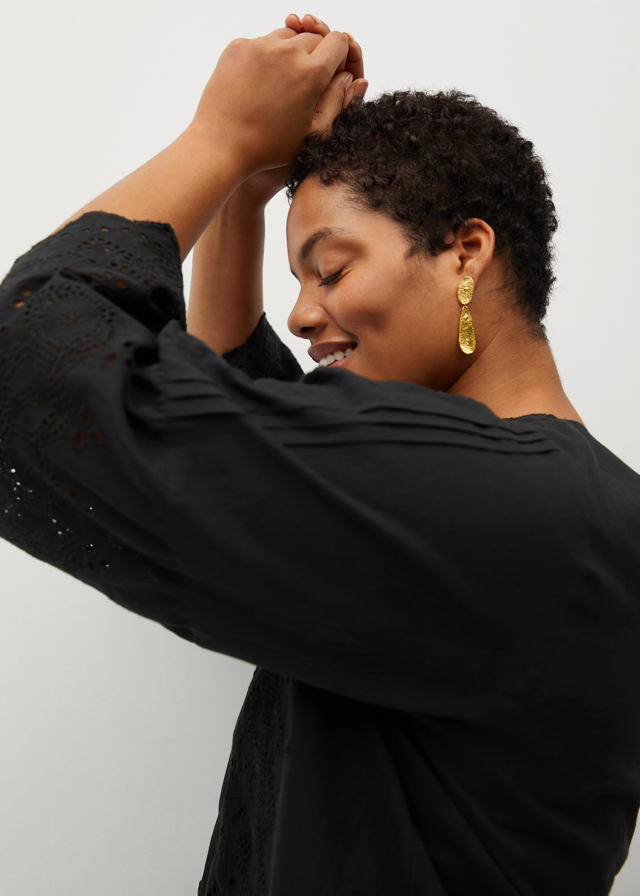 Openwork cotton blouse - Details of the article 4